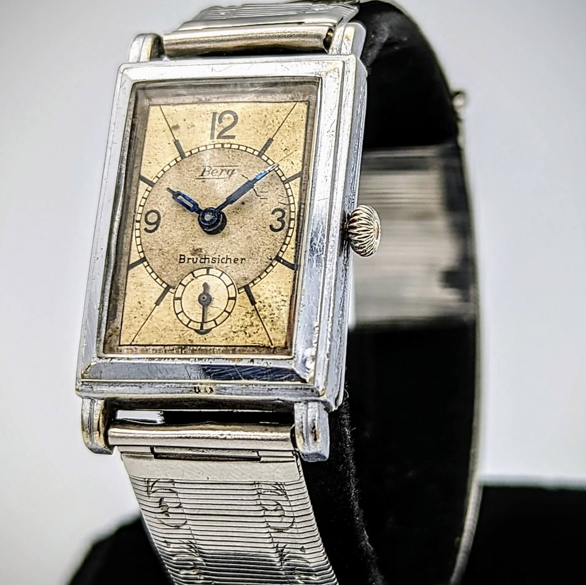 Berg Bruchsicher Wristwatch Late 1930s to Mid 1940s Stainless Steel Watch - Image 3
