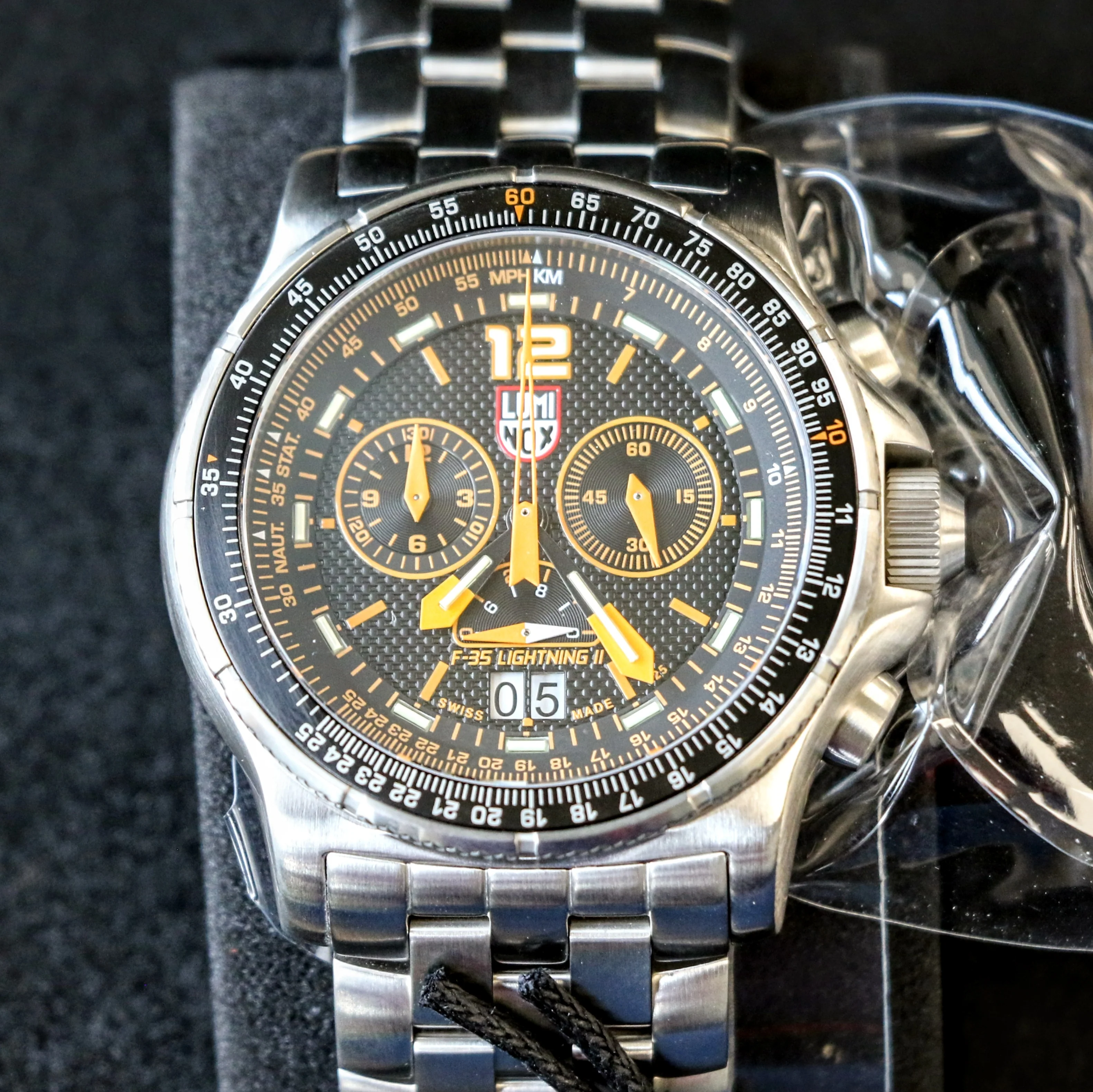 Brand-New LUMINOX F-35 Lightning II Chronograph Watch 9382 Quartz Wristwatch - Image 4