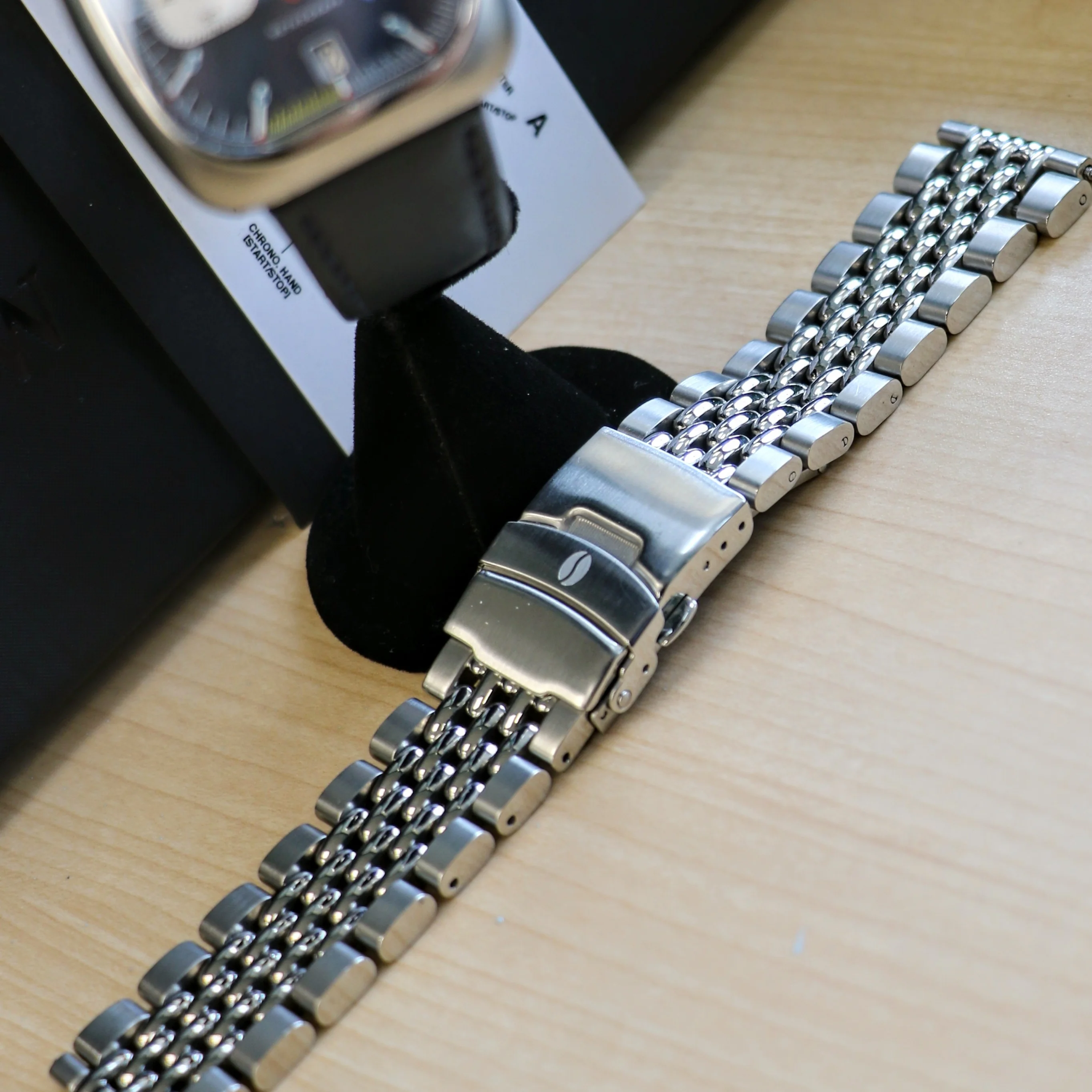 BREW Retrograph - Technicolor Watch Date Indicator - Full Kit + Extra Box w/ Extra Stainless-Steel Bracelet - Image 13