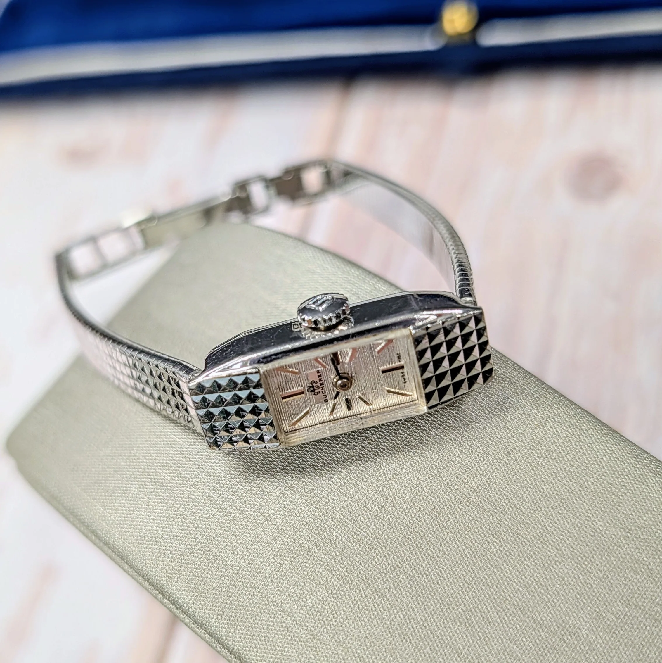 Vintage Bucherer Ladies Cocktail Watch 17 Jewels Swiss - ALL Original In Box! - Image 7