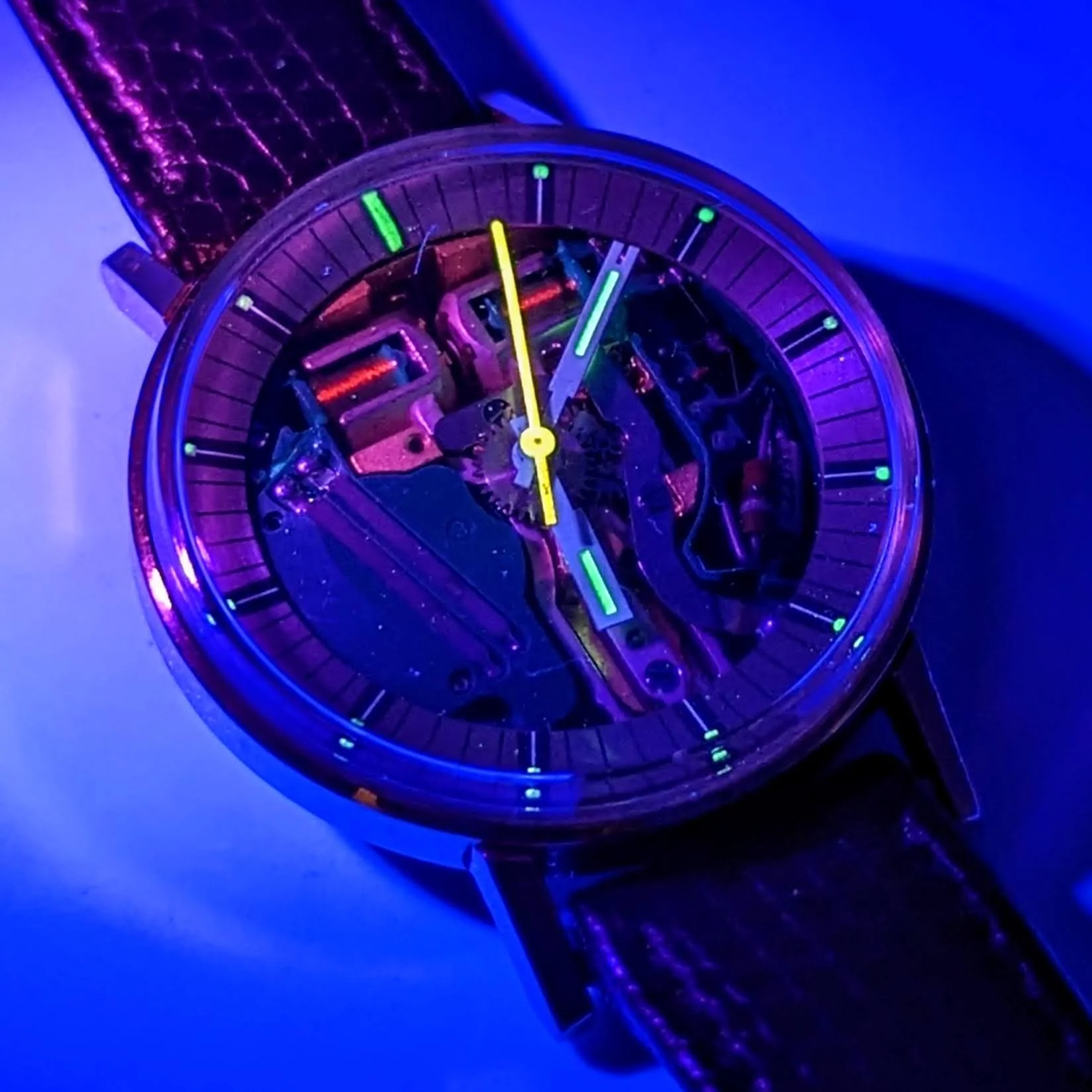 BULOVA Accutron SpaceView Writswatch Electronically Controlled 214 Tuning Fork Watch - Image 14