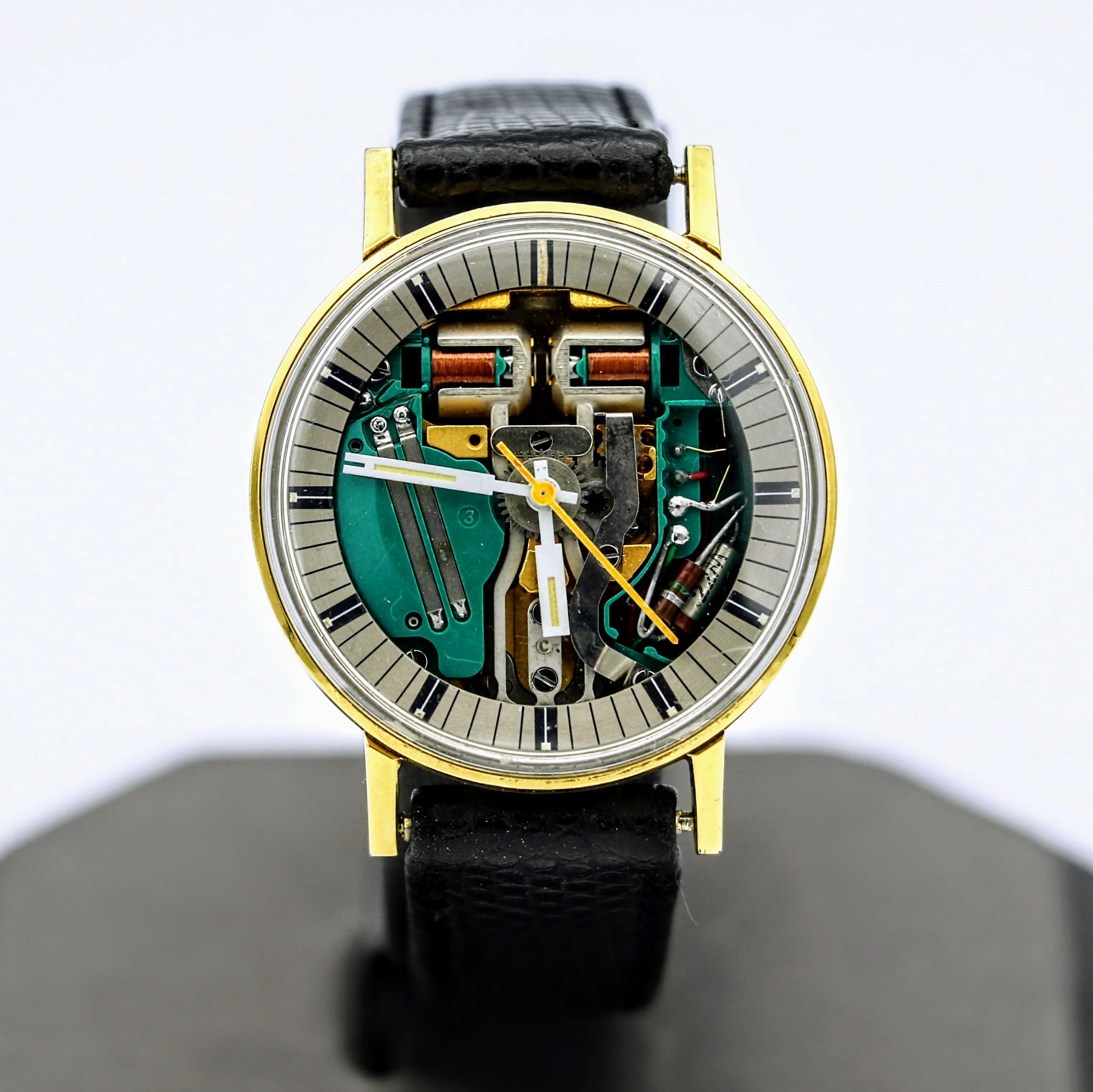 BULOVA Accutron SpaceView Writswatch Electronically Controlled 214 Tuning Fork Watch - Image 3