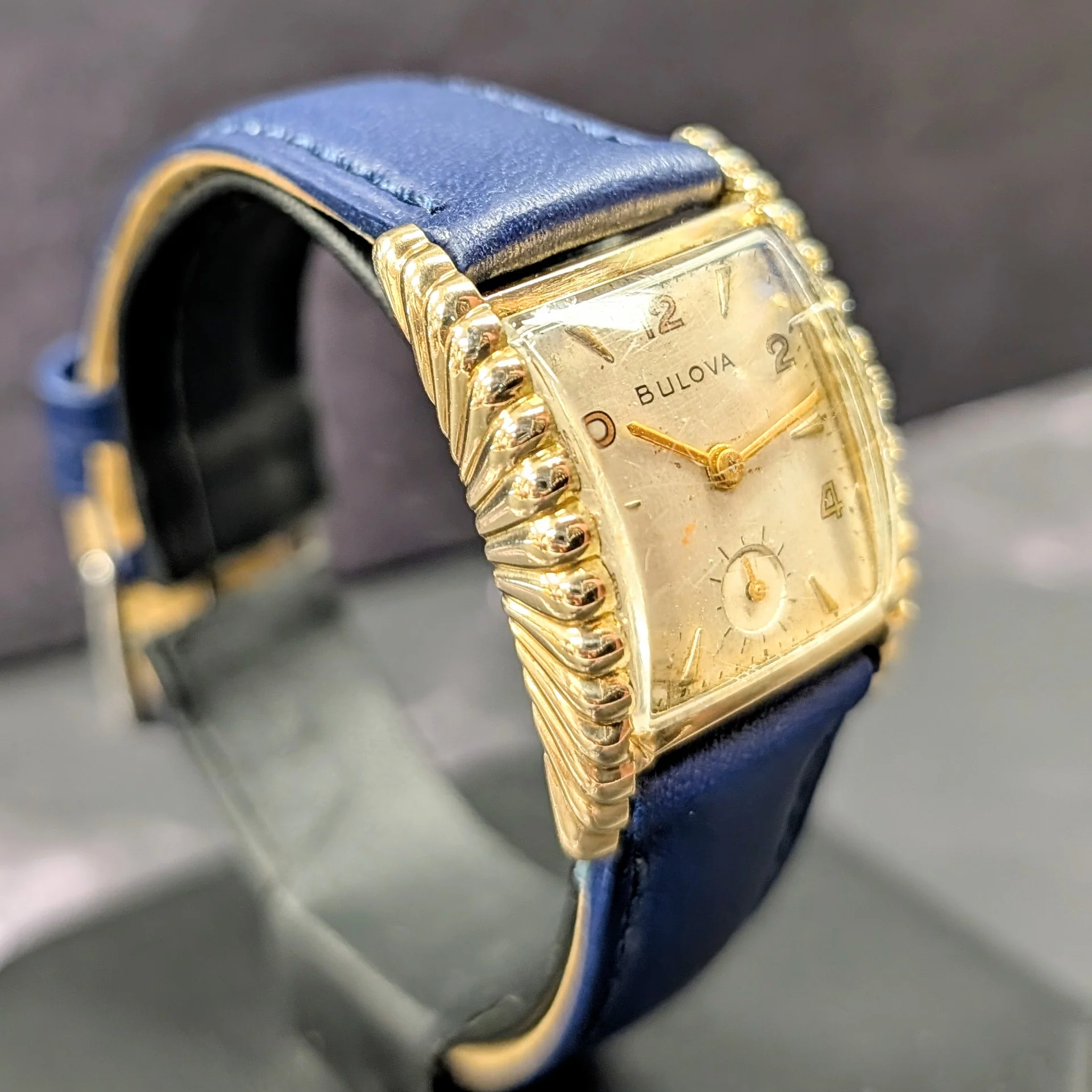 1951 Bulova Westover Watch Cal. 8AC 17 Jewels Fancy Tank Case Wristwatch U.S.A. - Image 2
