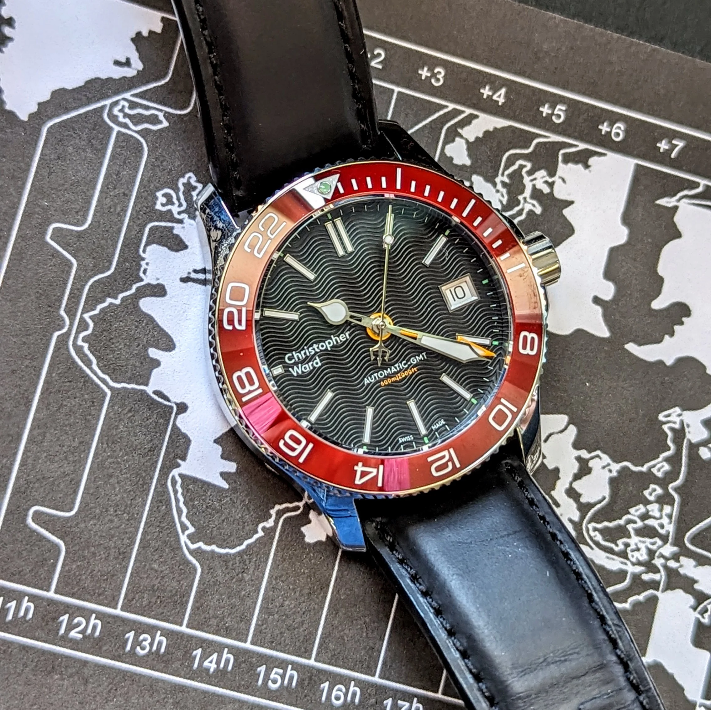 Christopher Ward C60 Trident PRO 600 GMT Diver Watch C6038AGM2 - ALL Original, Double Box & Papers - Image 12