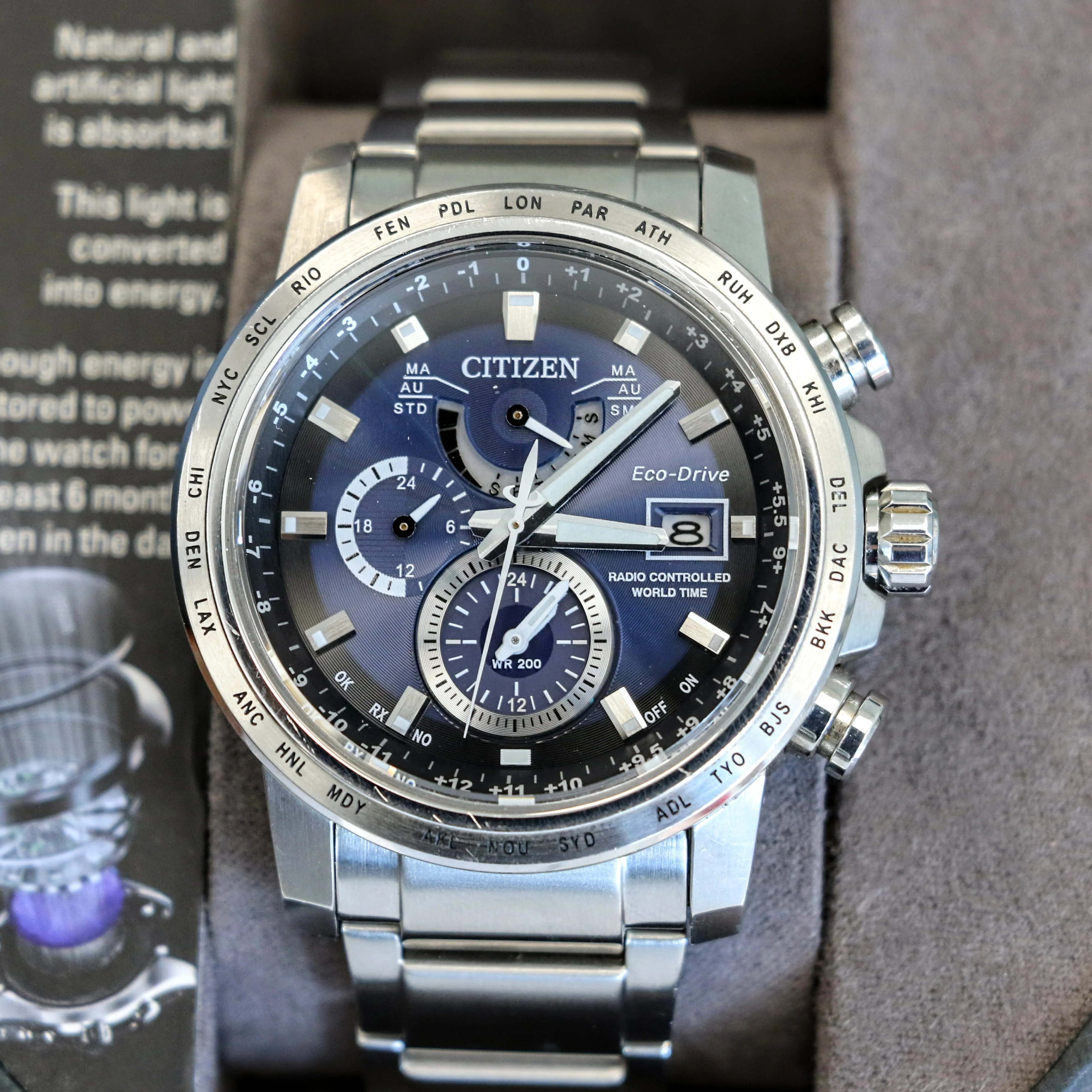 CITIZEN World Time A-T Watch Ref. AT9070-51L Eco-Drive Date Indicator Radio Controlled Wristwatch Box & Extra Links! - Image 3