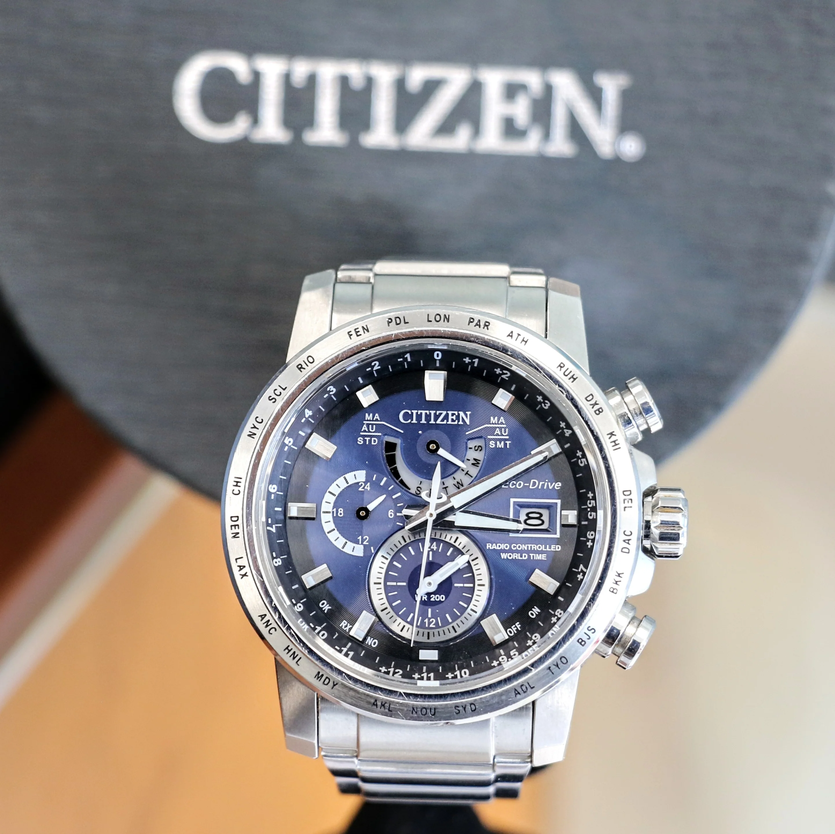 CITIZEN World Time A-T Watch Ref. AT9070-51L Eco-Drive Date Indicator Radio Controlled Wristwatch Box & Extra Links! - Image 5