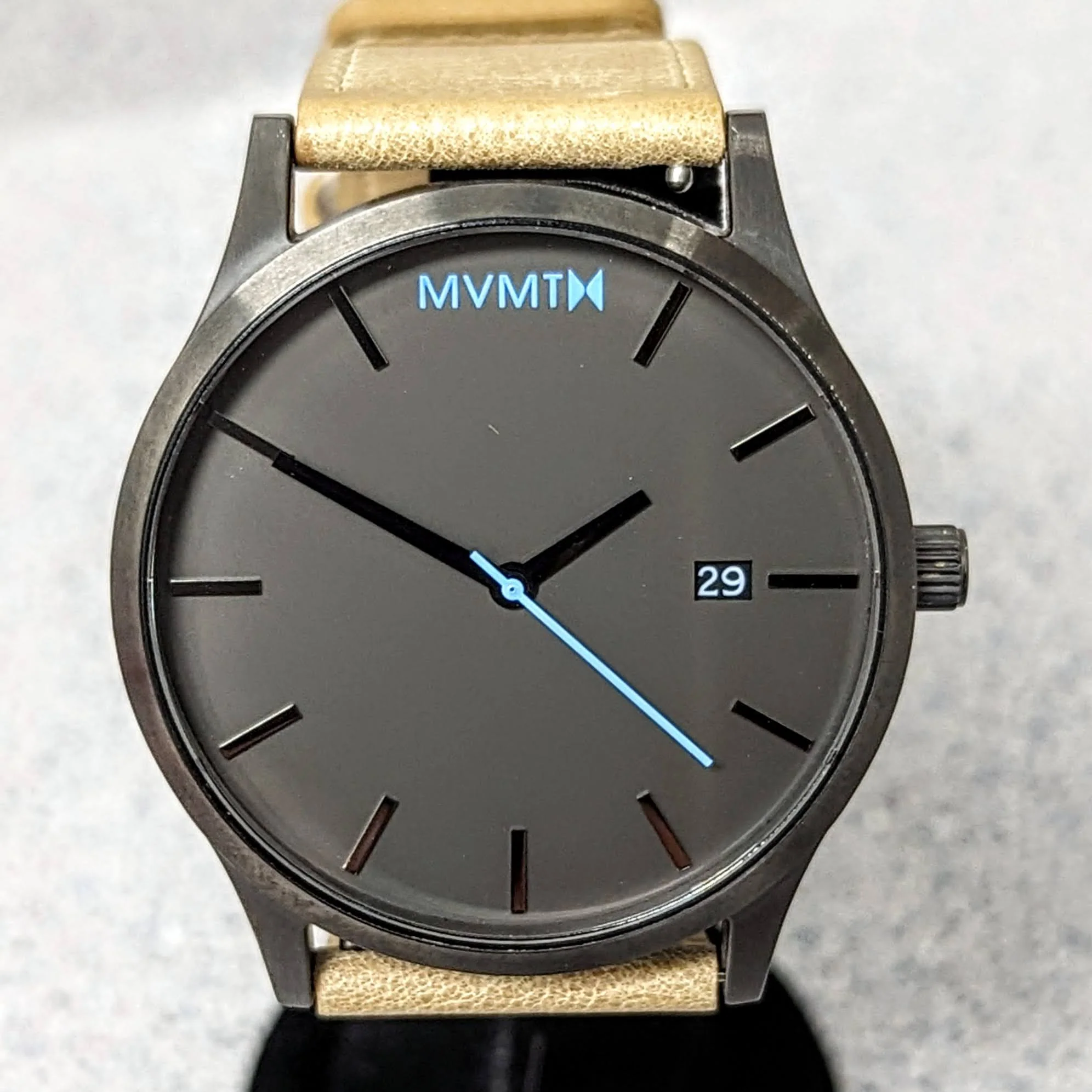 MVMT Classic Sandstone Quartz Watch Gunmetal Dial Date Indicator All Stainless Steel - Image 4