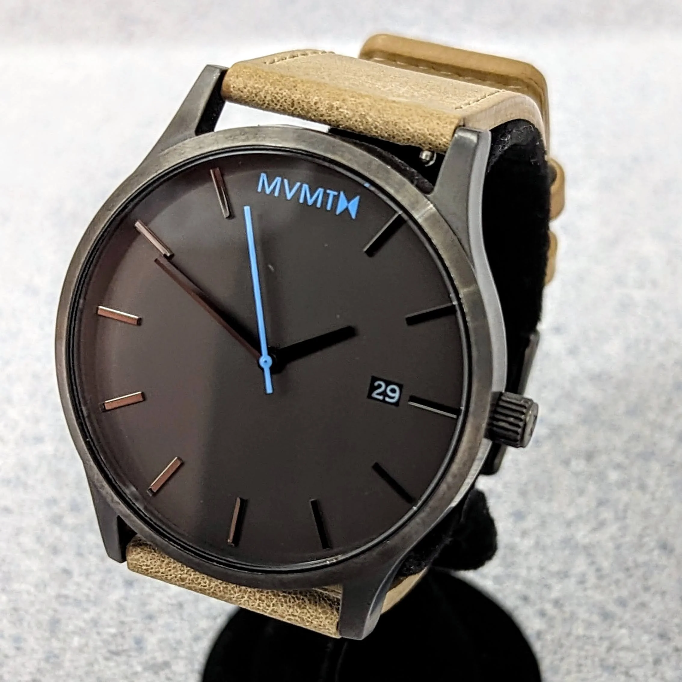 MVMT Classic Sandstone Quartz Watch Gunmetal Dial Date Indicator All Stainless Steel - Image 6