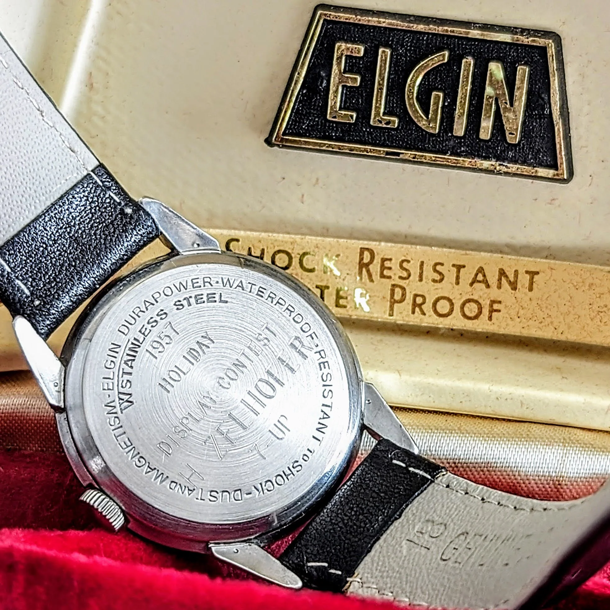 ELGIN Dolphin Watch Durapower Shockmaster Wristwatch Ref. 5918 Black Dial - Image 10