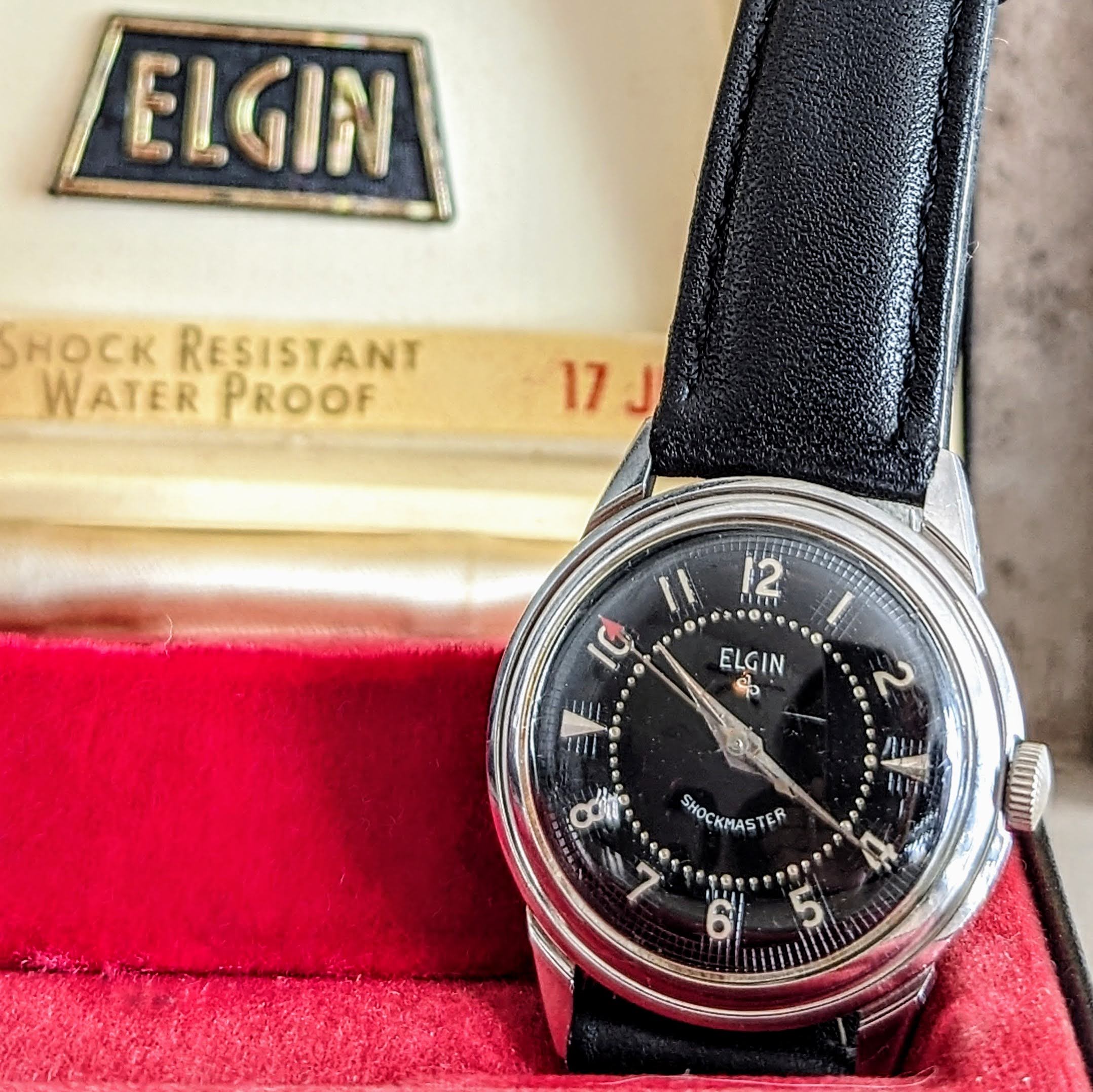 ELGIN Dolphin Watch Durapower Shockmaster Wristwatch Ref. 5918 Black Dial - Image 6