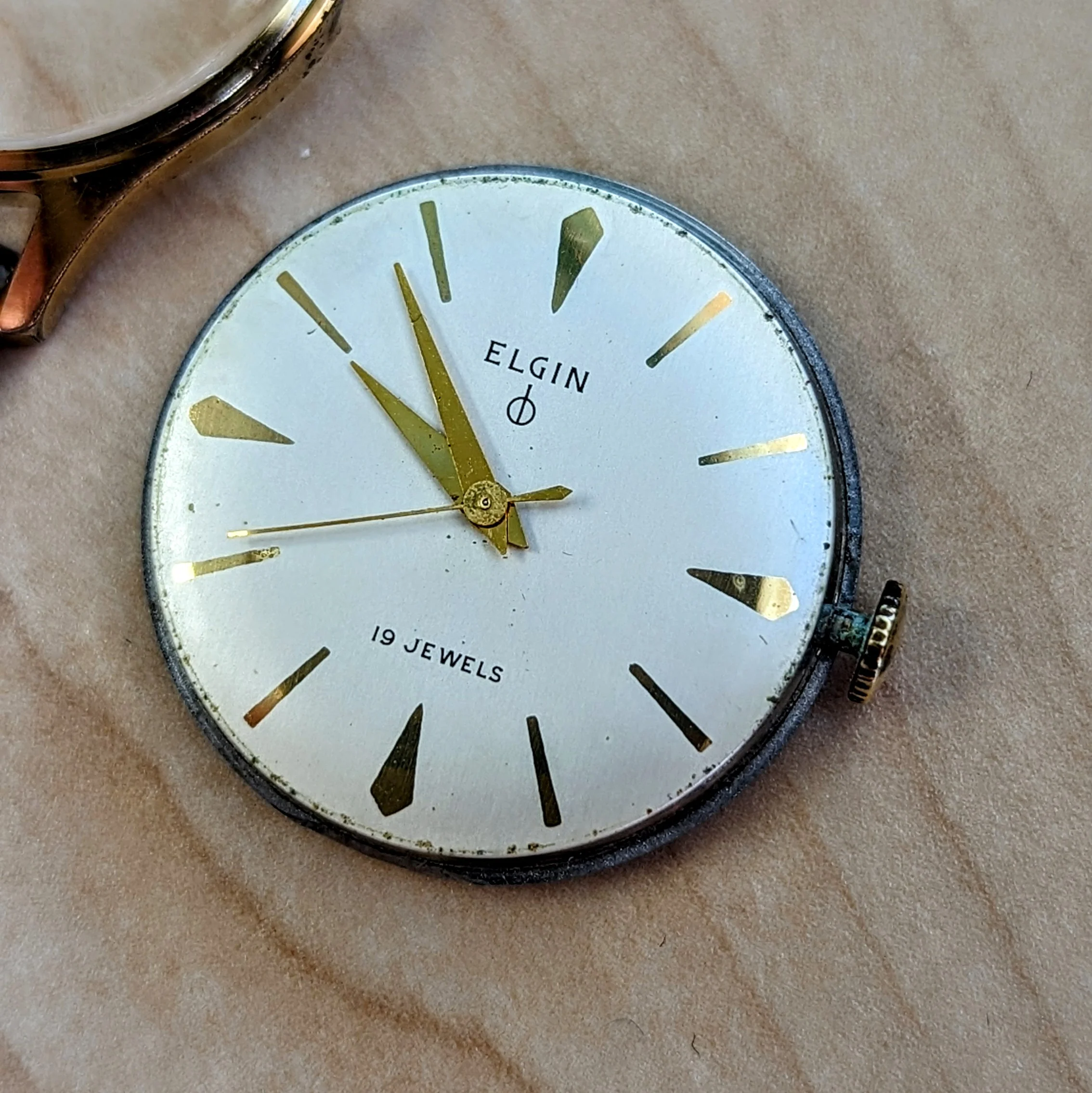 ELGIN DuraPower Wristwatch 19 Jewels Ref. 4254 Grade 752 Vintage U.S.A Watch - Image 10