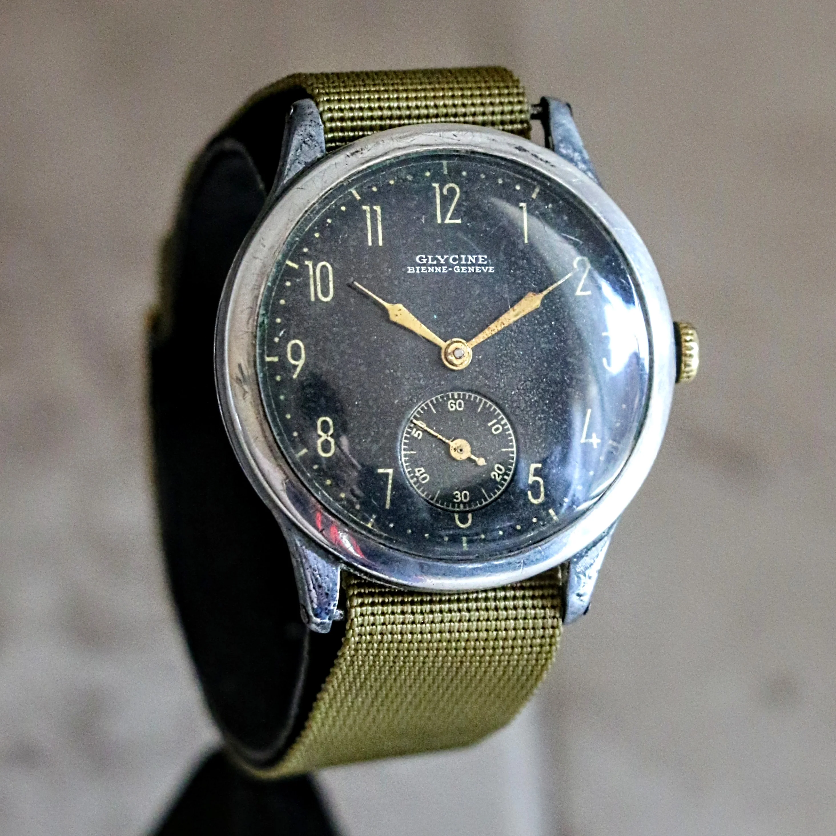 GLYCINE Bienne – Geneve Military Pilot Wristwatch 37mm Black Dial Watch - Image 2