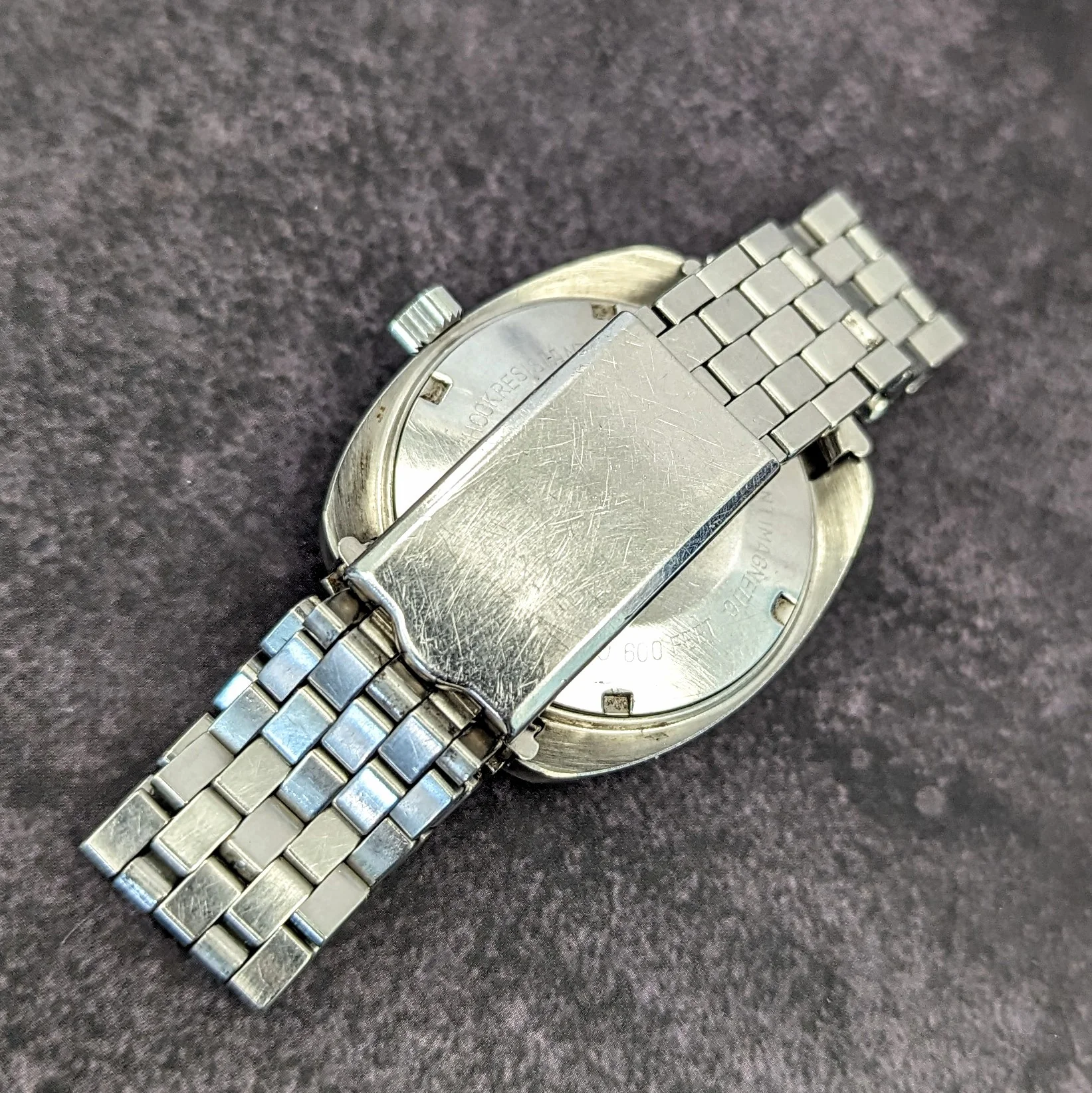 Vintage Glycine Diver 4142 Automatic Watch 37mm – 600ft – Swiss Made – 1970s - Image 9