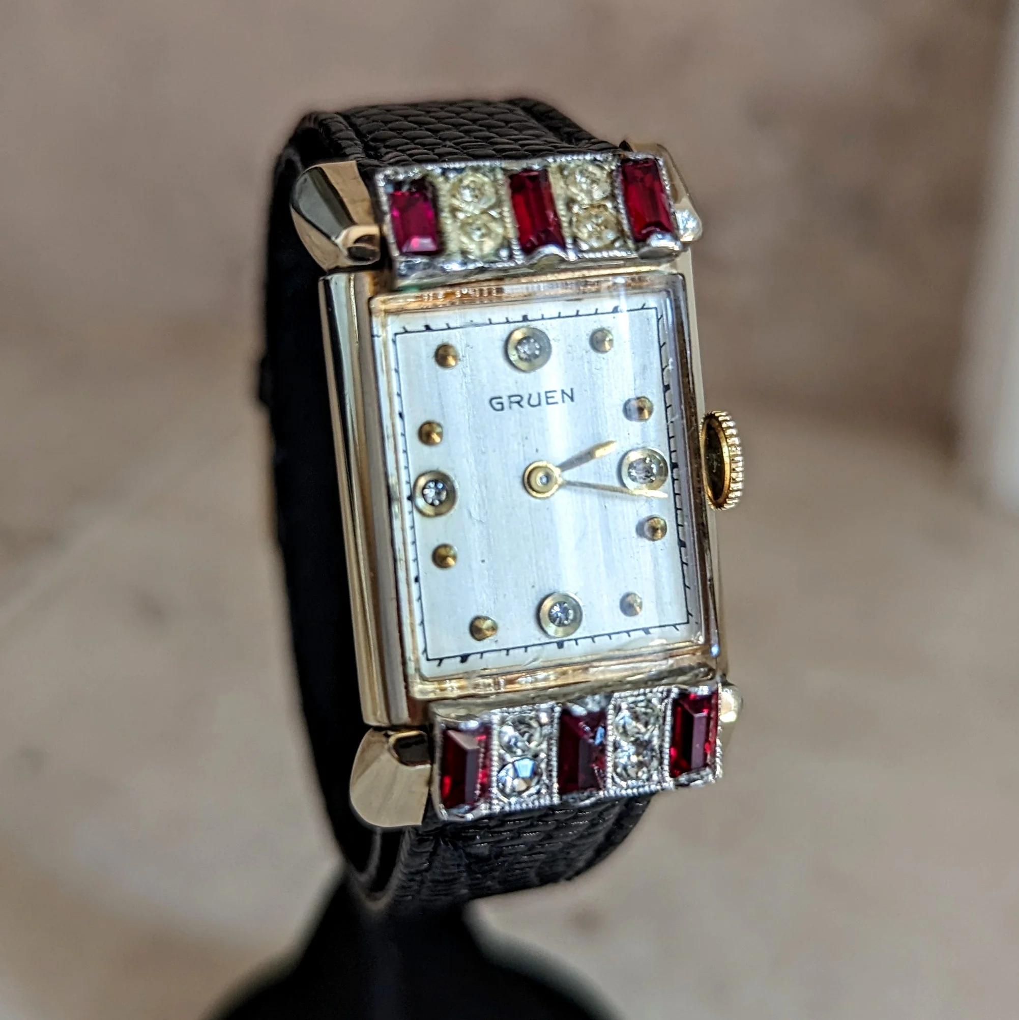 GRUEN Guild Watch Cal. 835 15 Jewels 4 ADJ Swiss Made Vintage Wristwatch - Image 4
