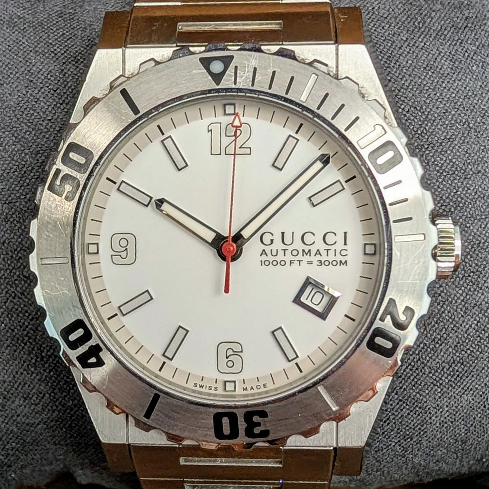 Gucci Pantheon Automatic Watch YA115212 44mm Swiss Made ALL S.S. - Full Set - Image 9