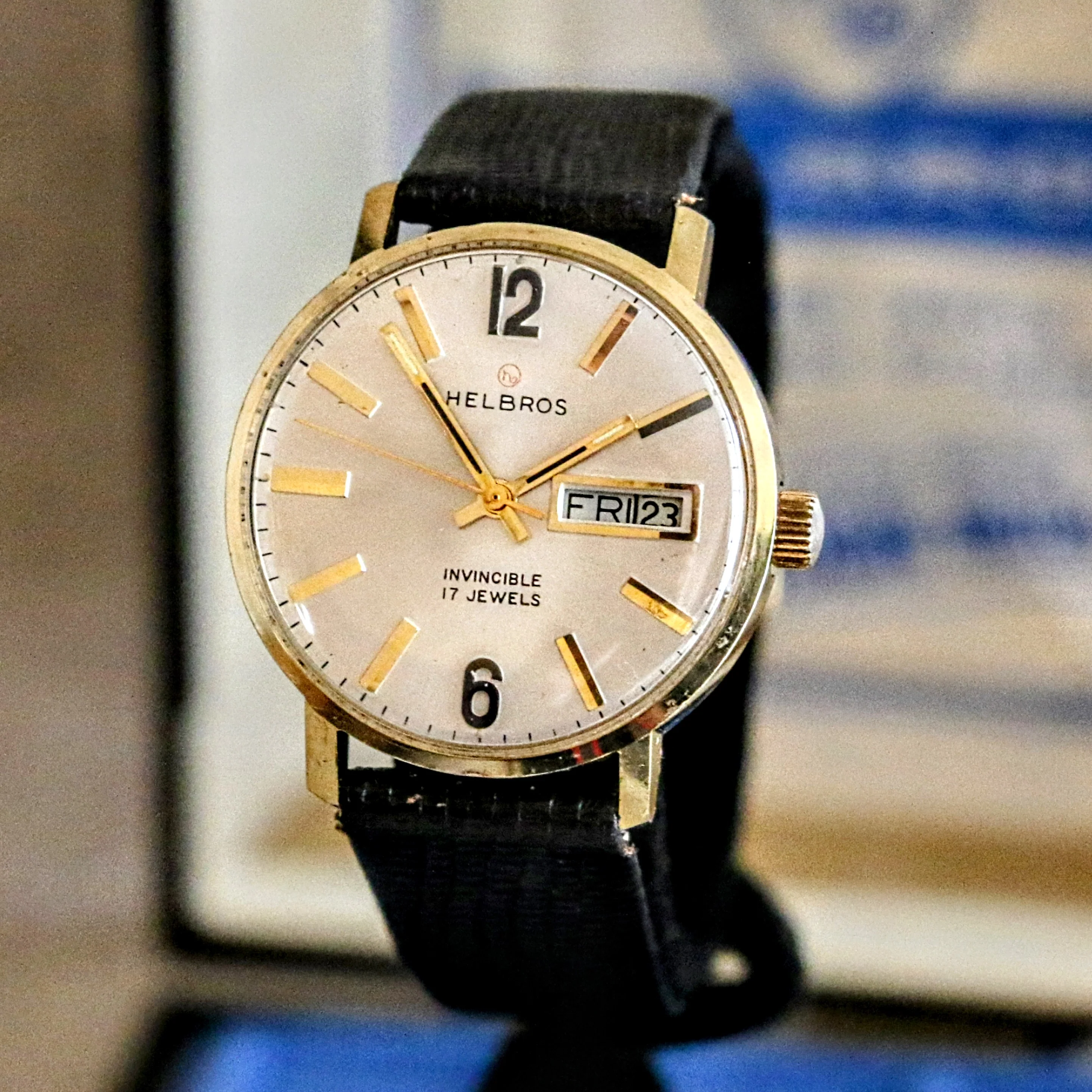 HELBROS Invincible Wristwatch 17 Jewels Day/Date Swiss Made Watch - Image 5