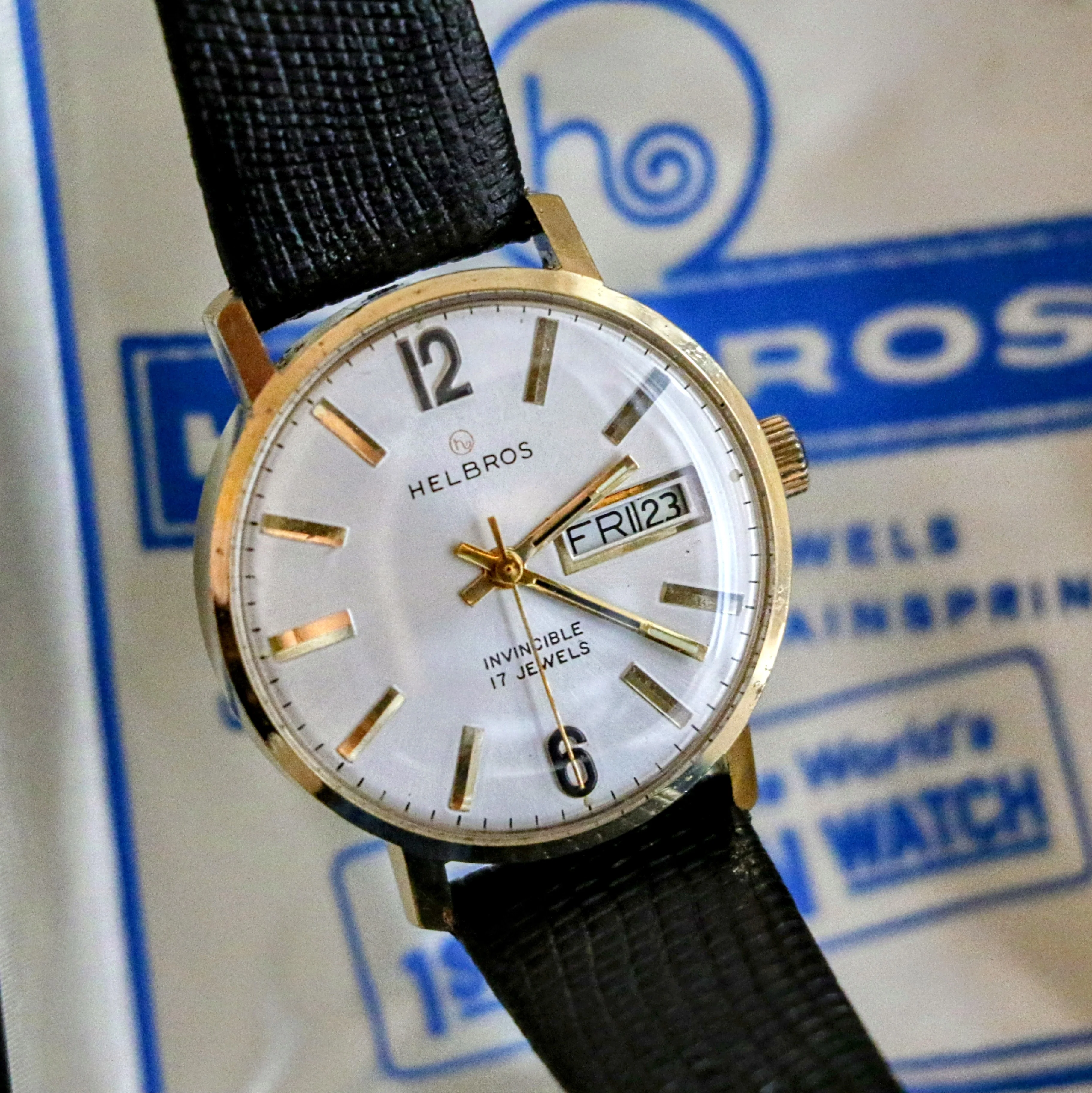 HELBROS Invincible Wristwatch 17 Jewels Day/Date Swiss Made Watch - Image 8