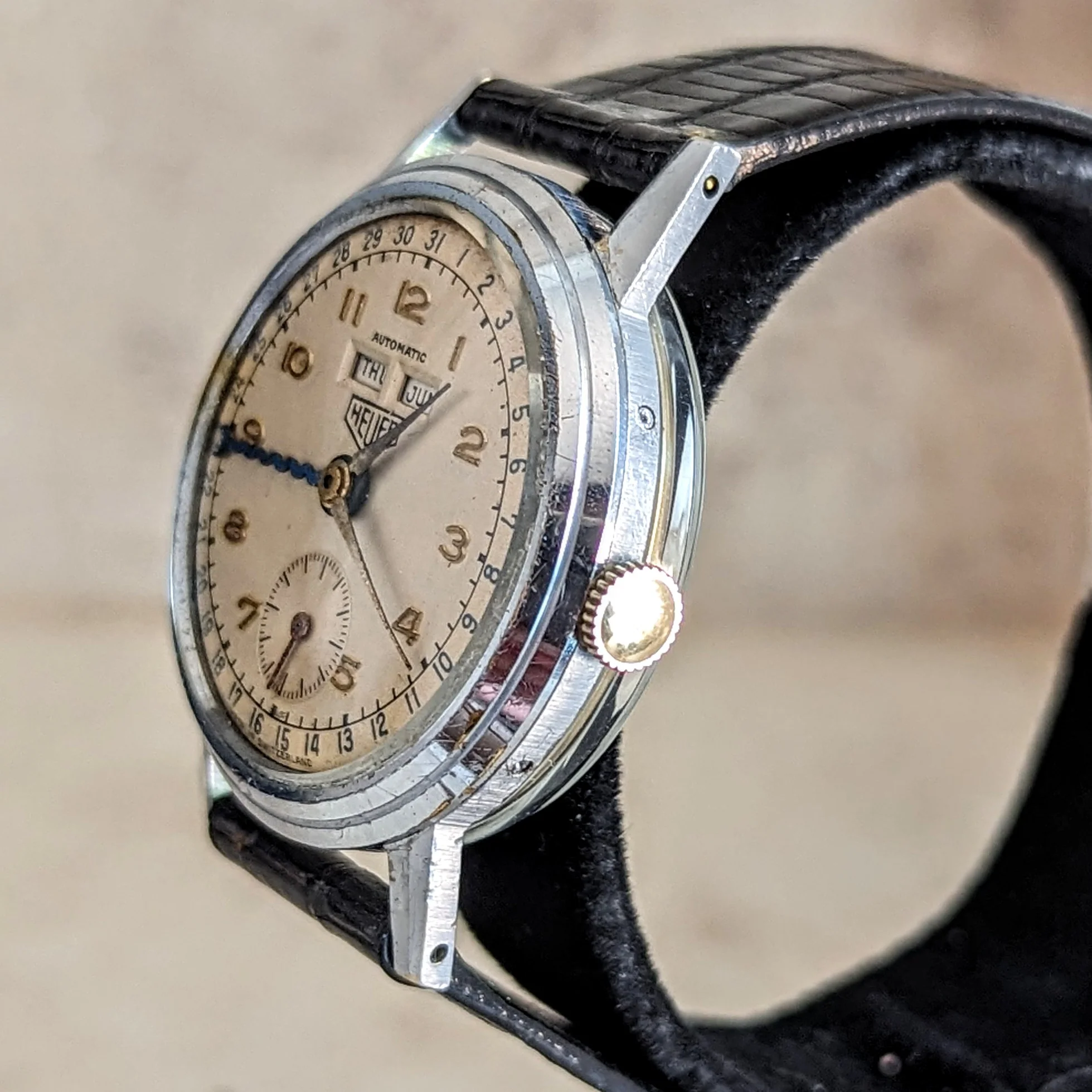 1950s HEUER Bumper Automatic Triple Calendar Wristwatch Ref. 1806 17 Jewels Vintage Watch - Image 9