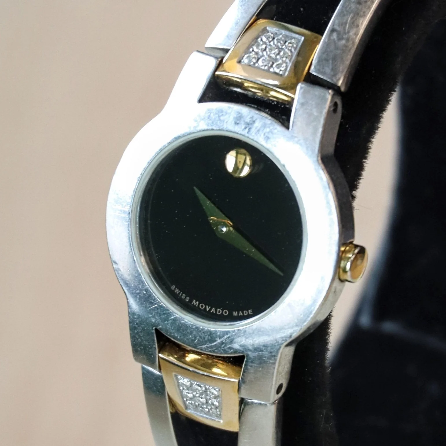 Ladies MOVADO Amorosa Watch Two-Tone Bangle Bracelet Wristwatch Ref. 81 E4 1842 - Image 6