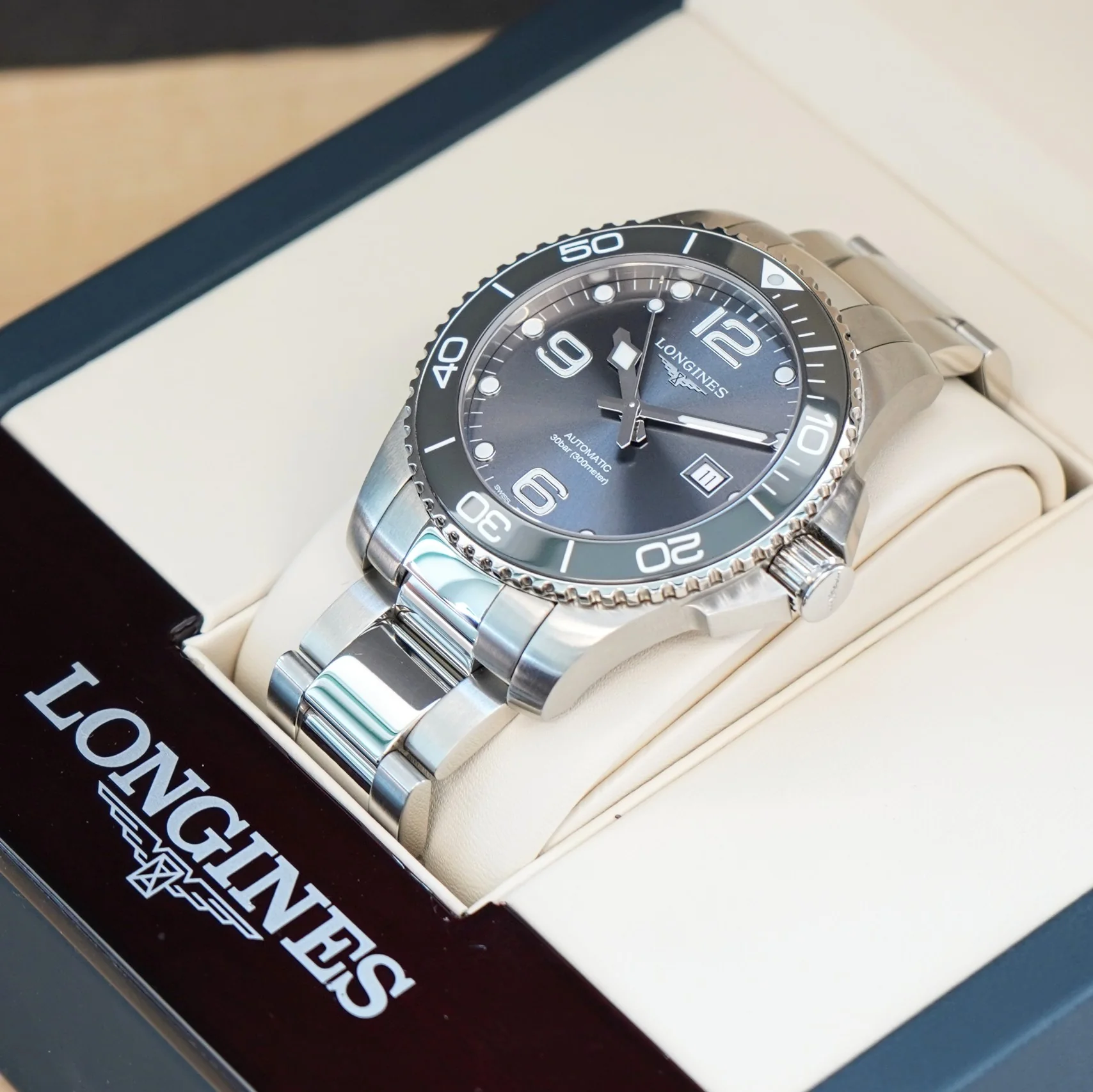 LONGINES Hydroconquest Automatic Watch L3.782.4 43mm Gray Ceramic Diver Wristwatch - Image 12