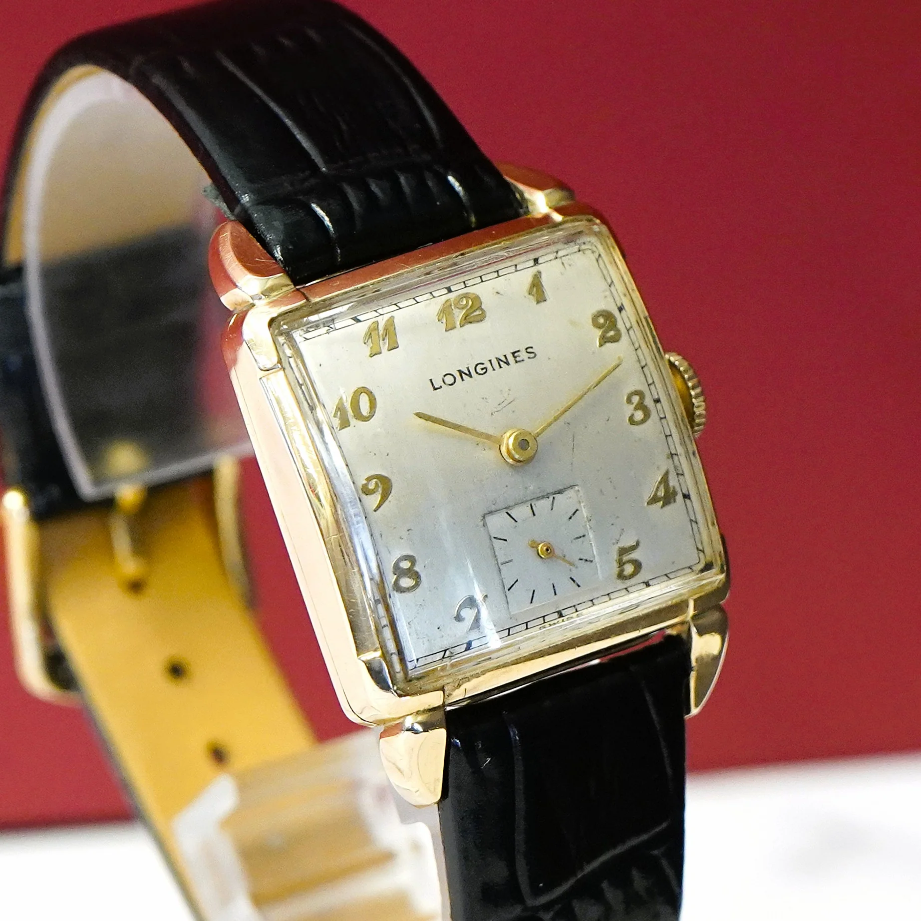 1948 Longines 14K Gold Tank Case 17 Jewels Cal. 10L Swiss 26mm Wristwatch - Image 3