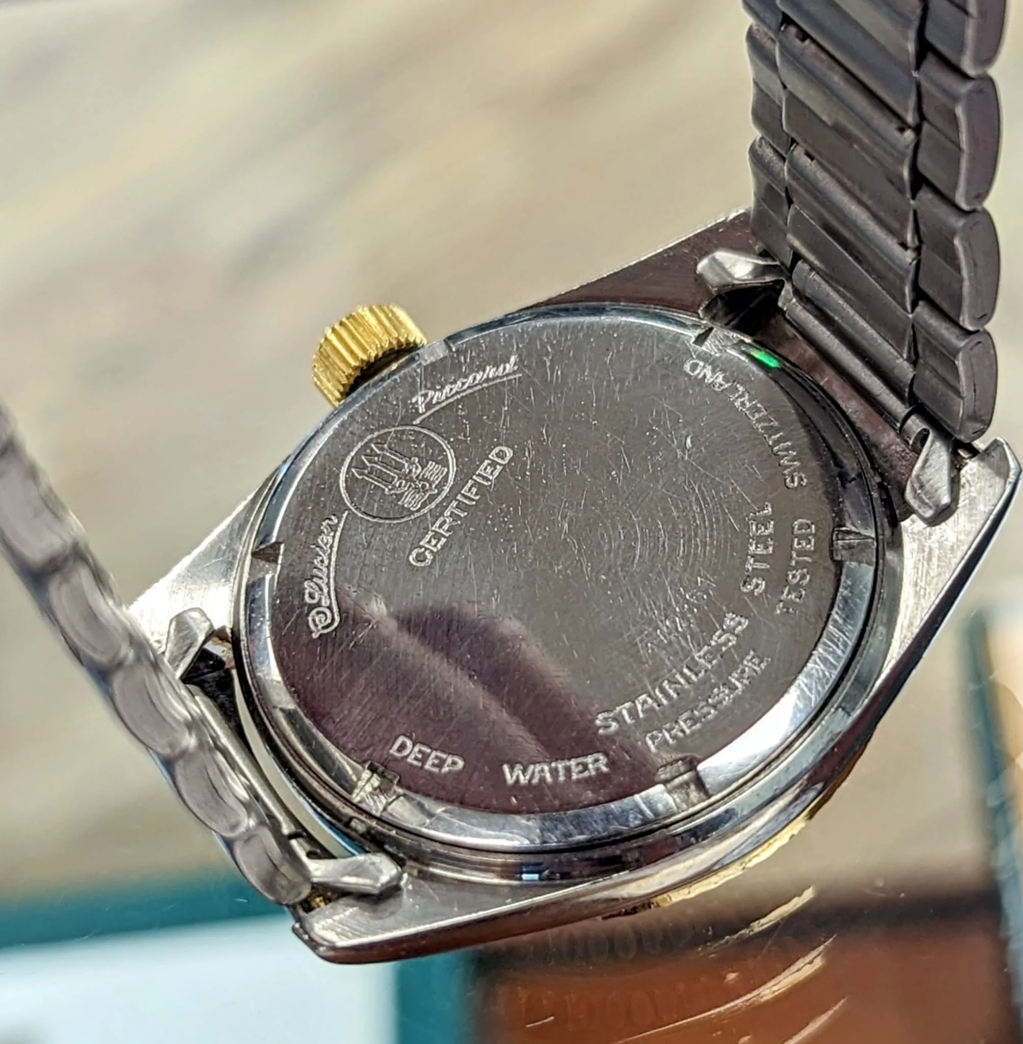 LUCIEN PICCARD Automatic 36.000 DaVinci Seashark Watch Day/Date ALL Two-Tone S.S. Wristwatch - Image 11