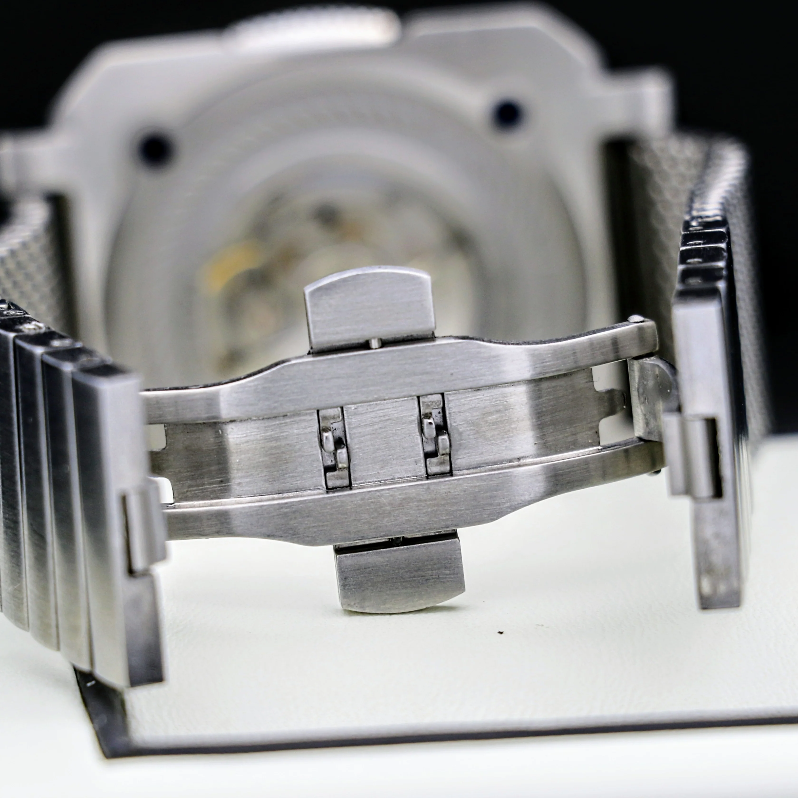 Luxury Gevril Wristwatch GV2 XO Submarine 44 Swiss Automatic Limited-Edition Watch - Image 17