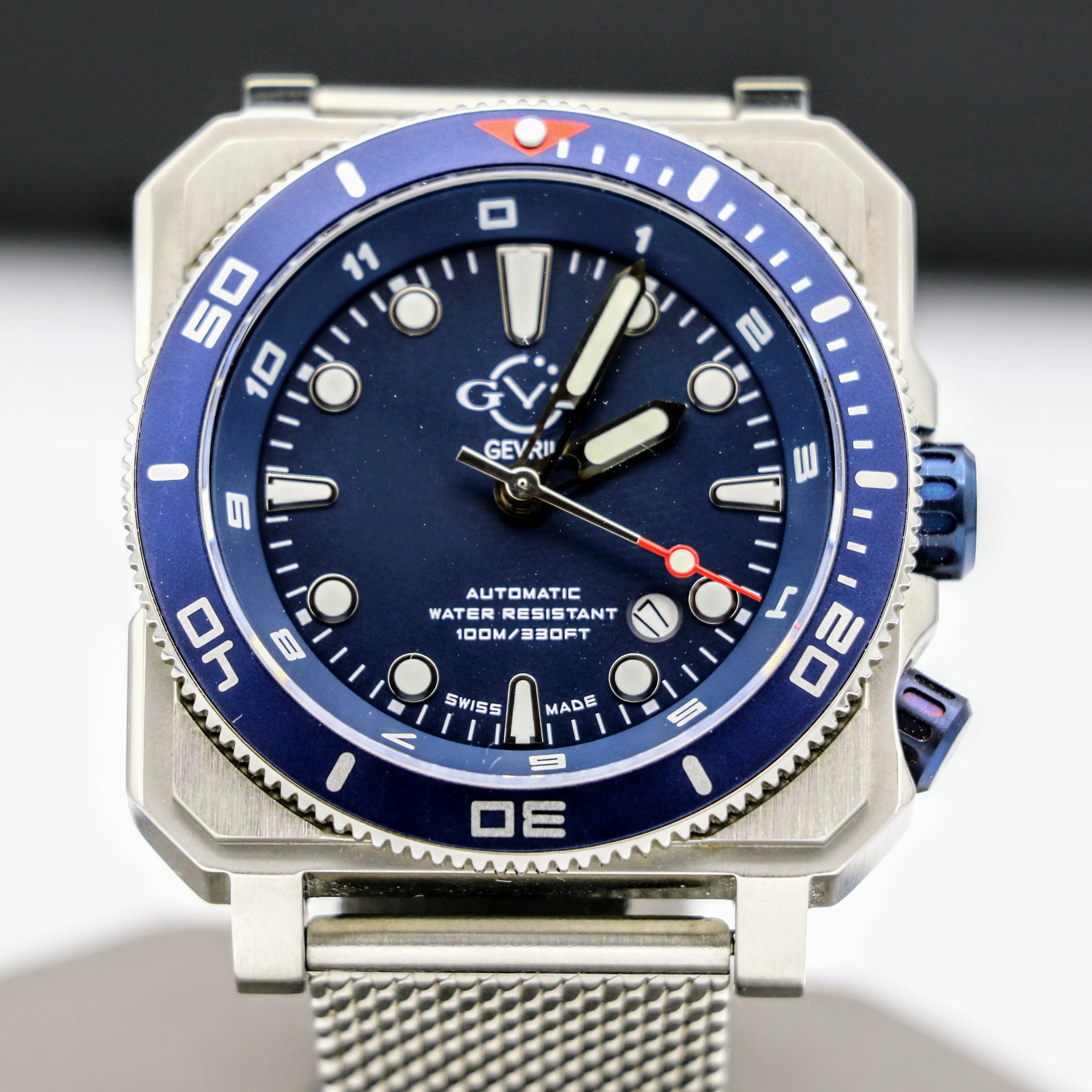 Luxury Gevril Wristwatch GV2 XO Submarine 44 Swiss Automatic Limited-Edition Watch - Image 4
