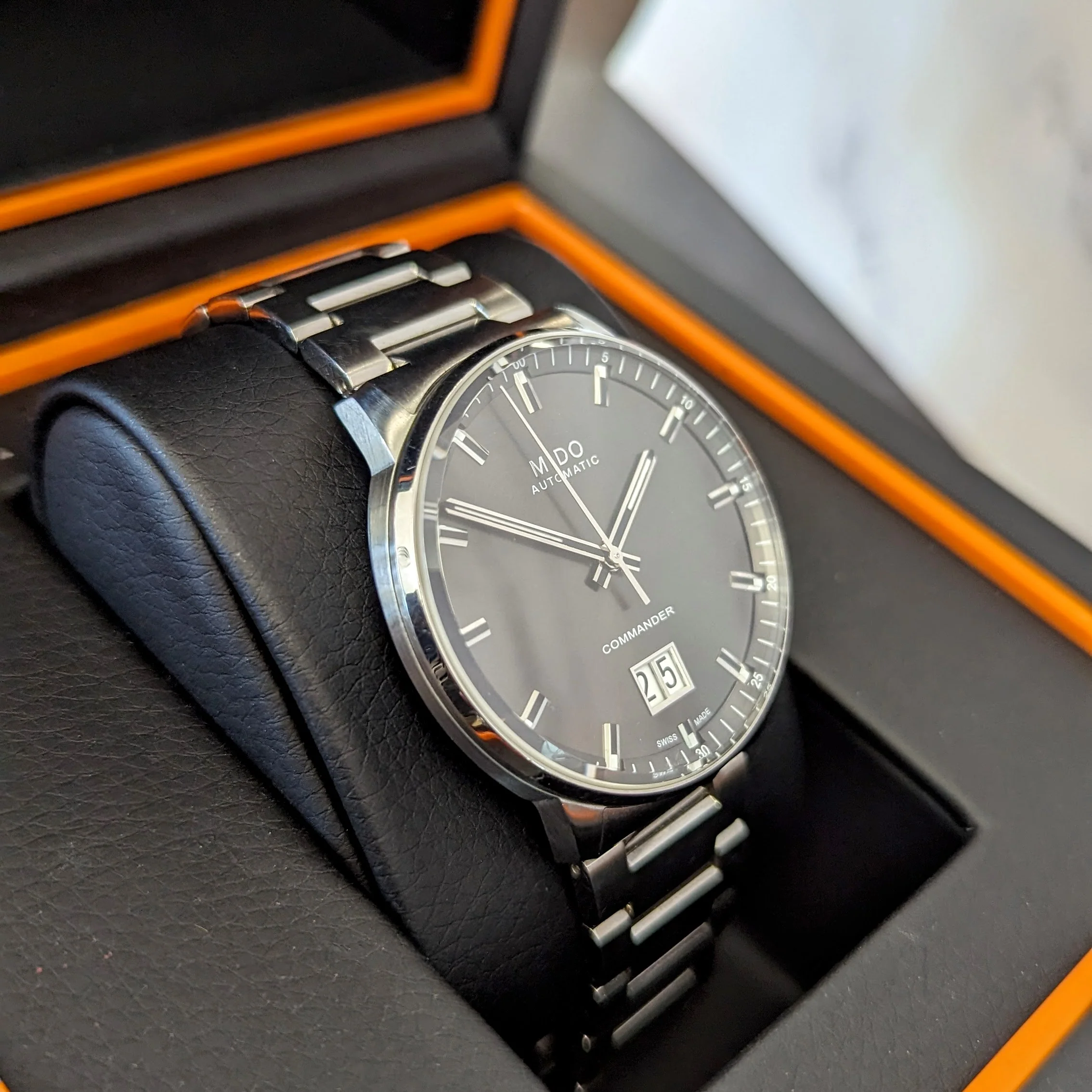 Mido Commander Big Date Automatic Watch M021.626 42mm Caliber 80 – Double Box - Image 7