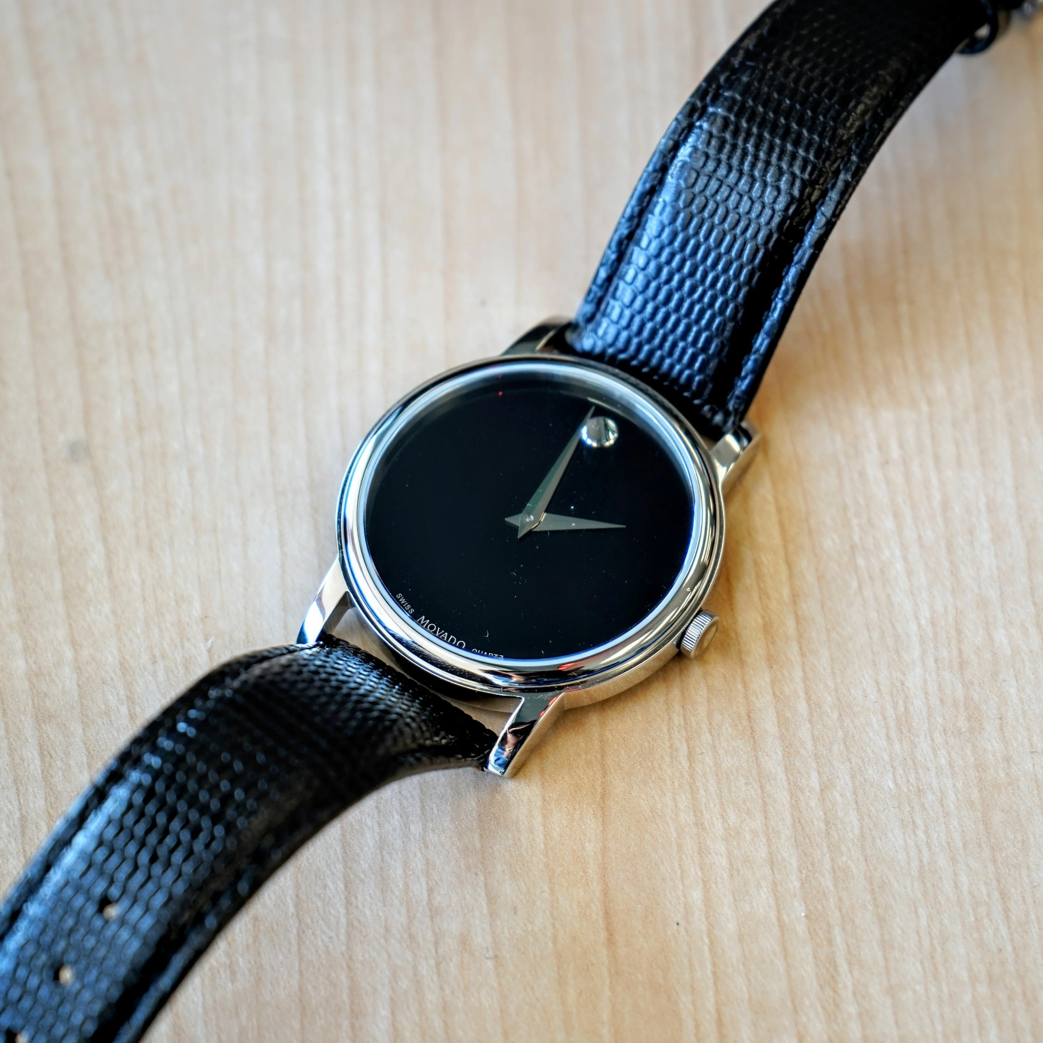 MOVADO MUSEUM CLASSIC Watch Black Dial 30M W.R. MO.01.1.14.6000 - ALL Original In Box - Image 7
