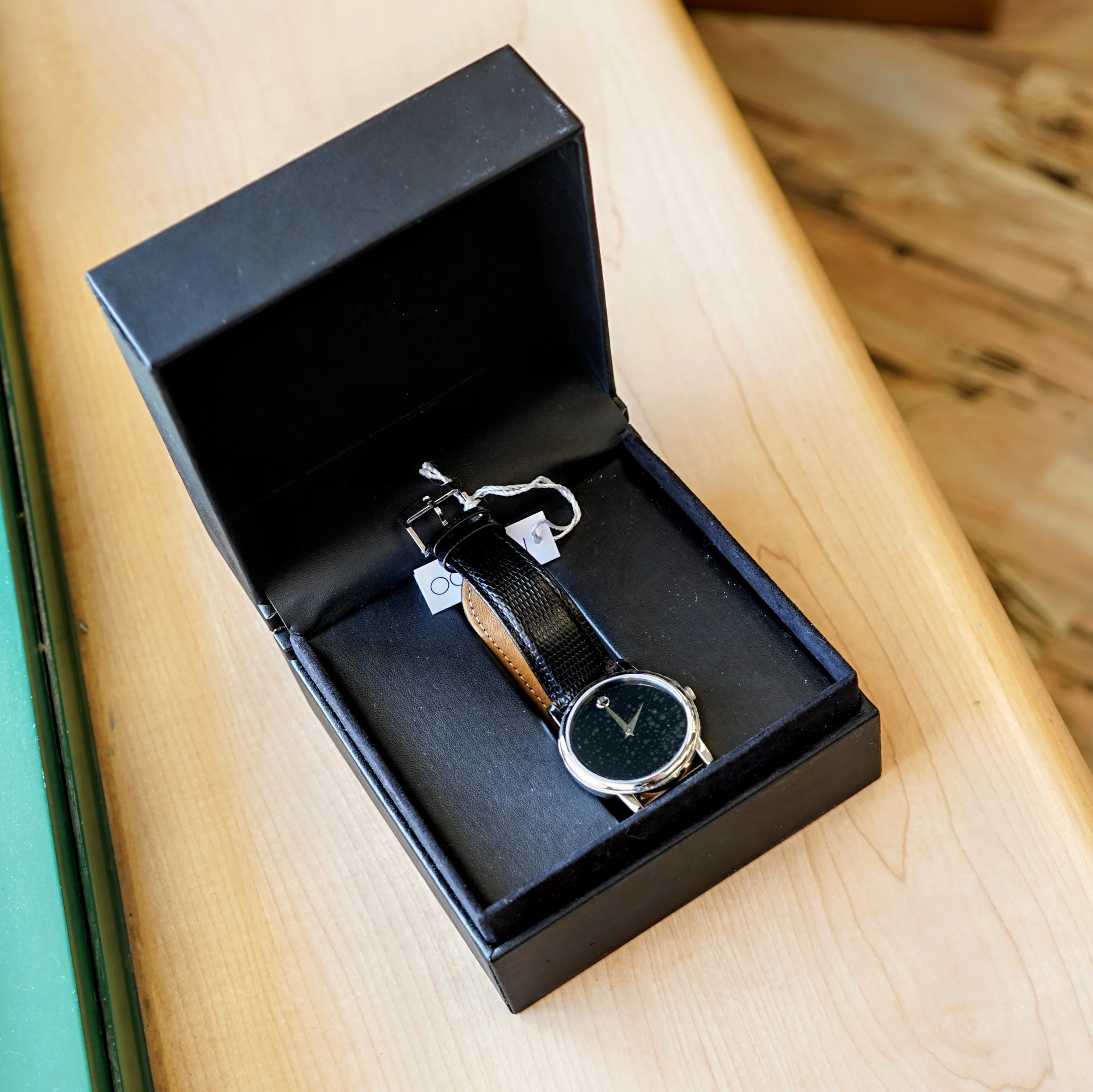 MOVADO MUSEUM CLASSIC Watch Black Dial 30M W.R. MO.01.1.14.6000 - ALL Original In Box - Image 9