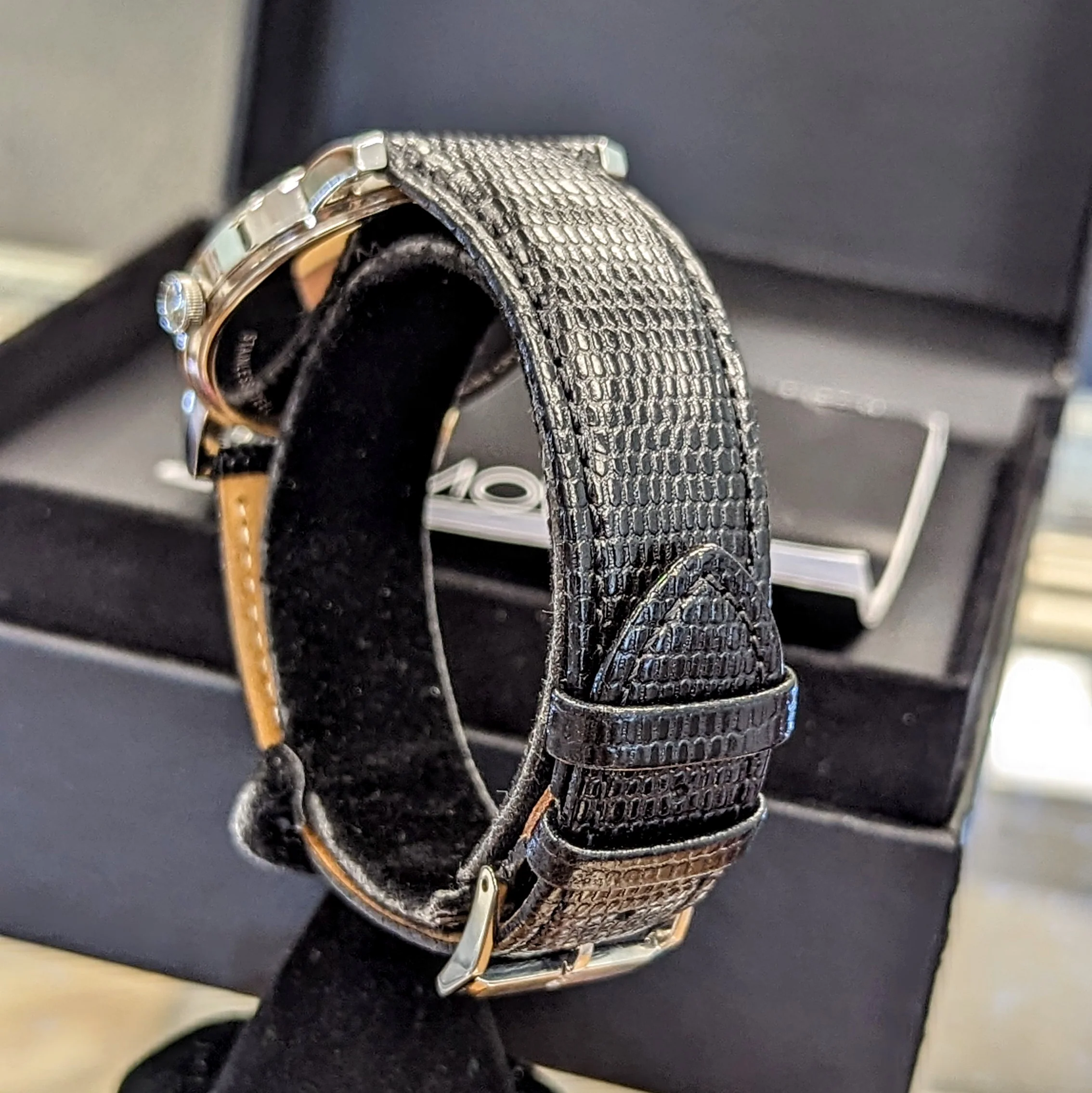 MOVADO MUSEUM CLASSIC Watch MO.01.1.14.6000 Black Dial ALL Original & 2-Box - Image 7