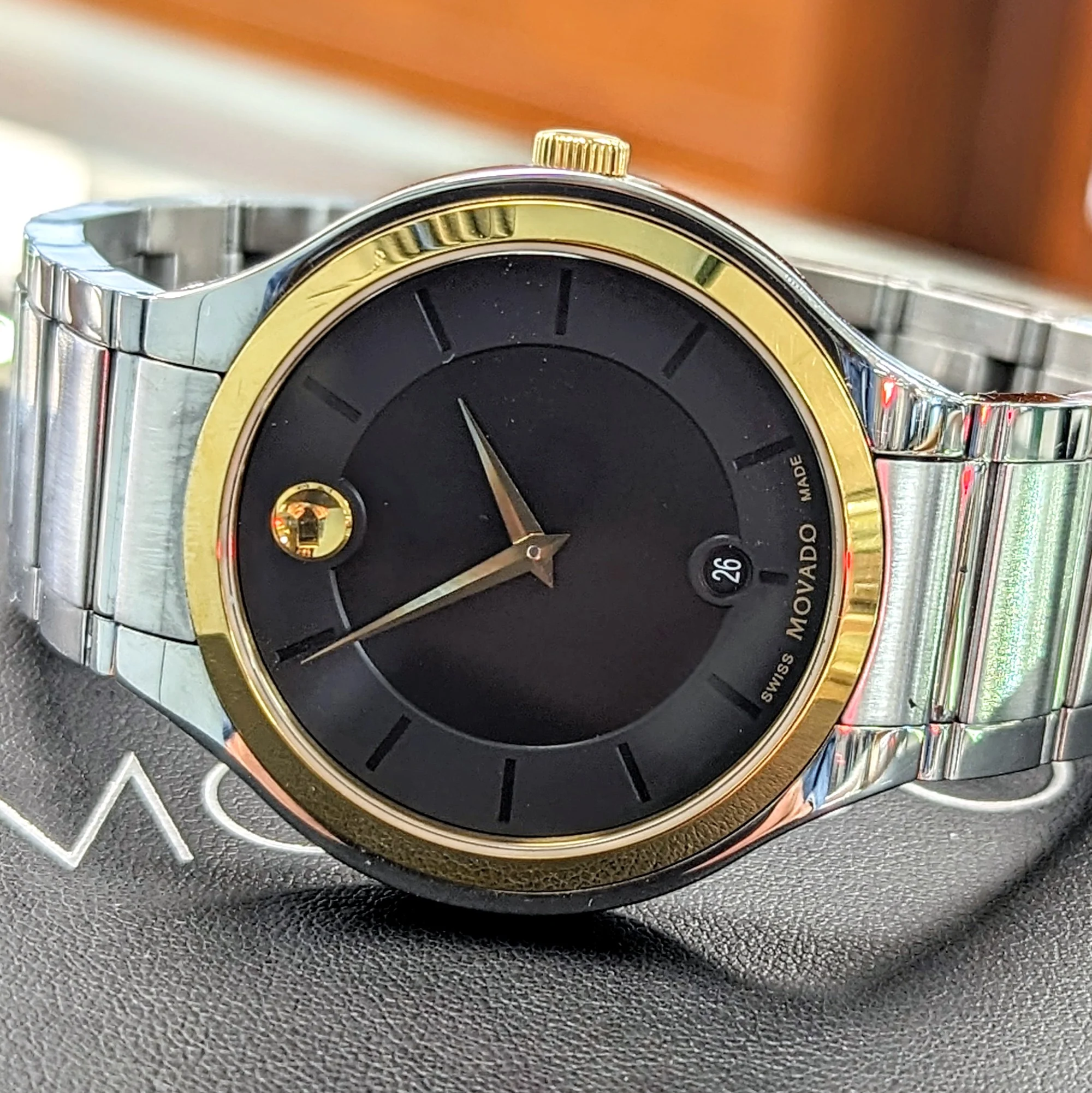 MOVADO Quadro Watch Date Indicator Two-Tone Case S.S. Bracelet Ref. 0606480 - In BOX! - Image 6