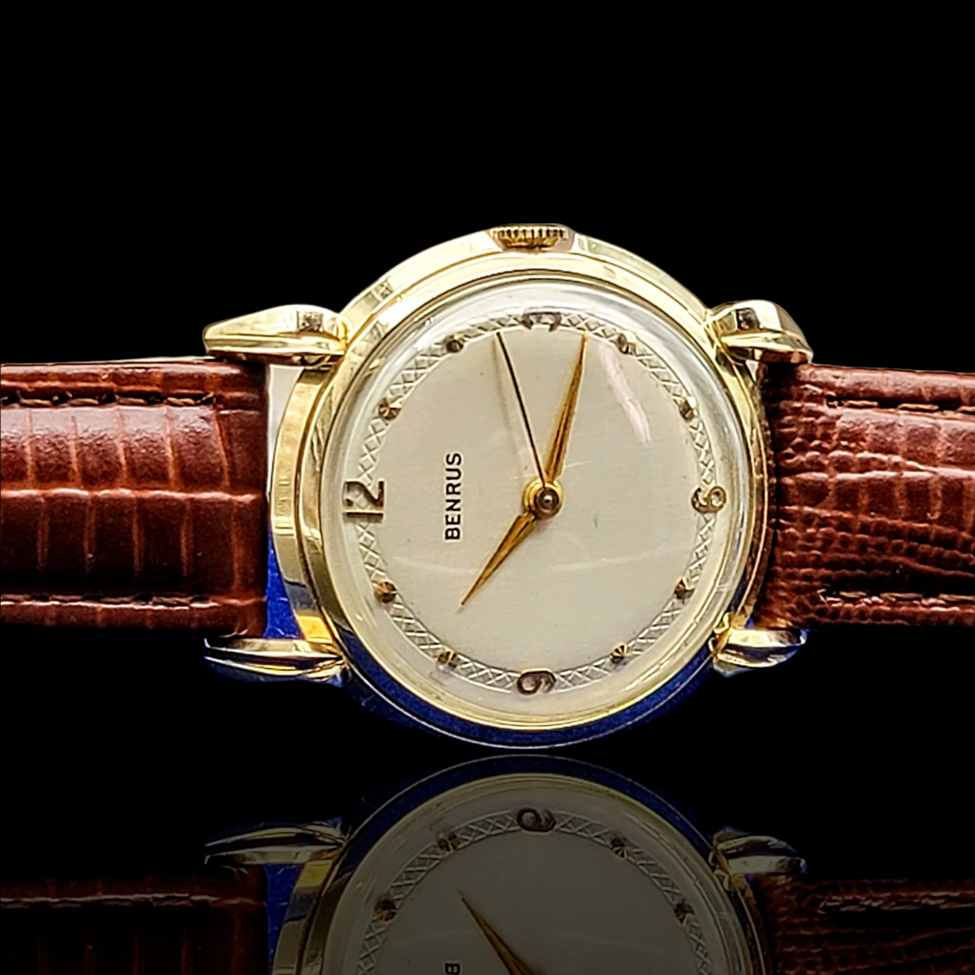 1950's Solid Gold BENRUS Fancy Lug Wristwatch - Caliber BH14 - Image 8