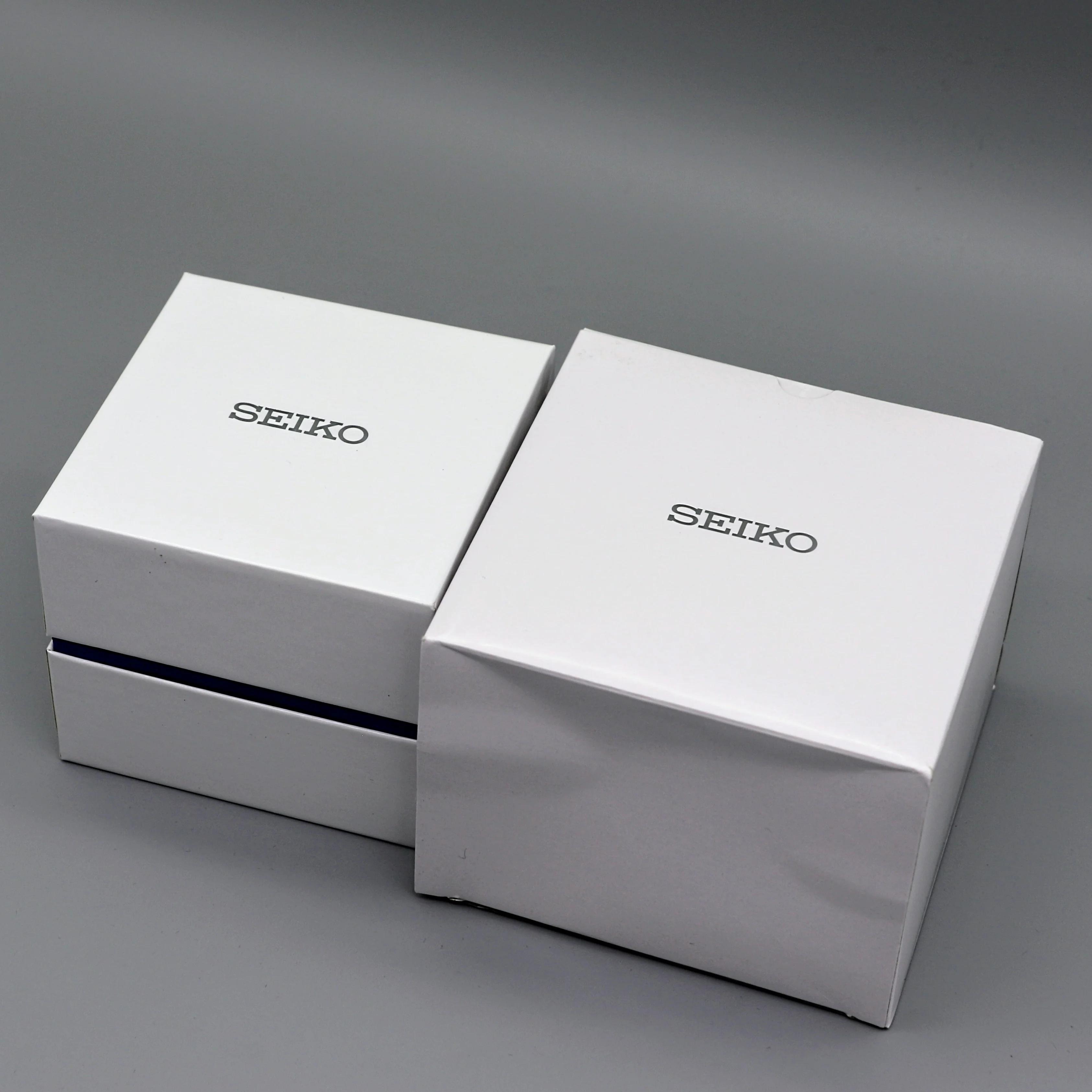 BRAND NEW! SEIKO 5 Automatic Wristwatch "Speed Racer" 21 Jewels Ref. SNKK27 Display Back Watch - Image 12