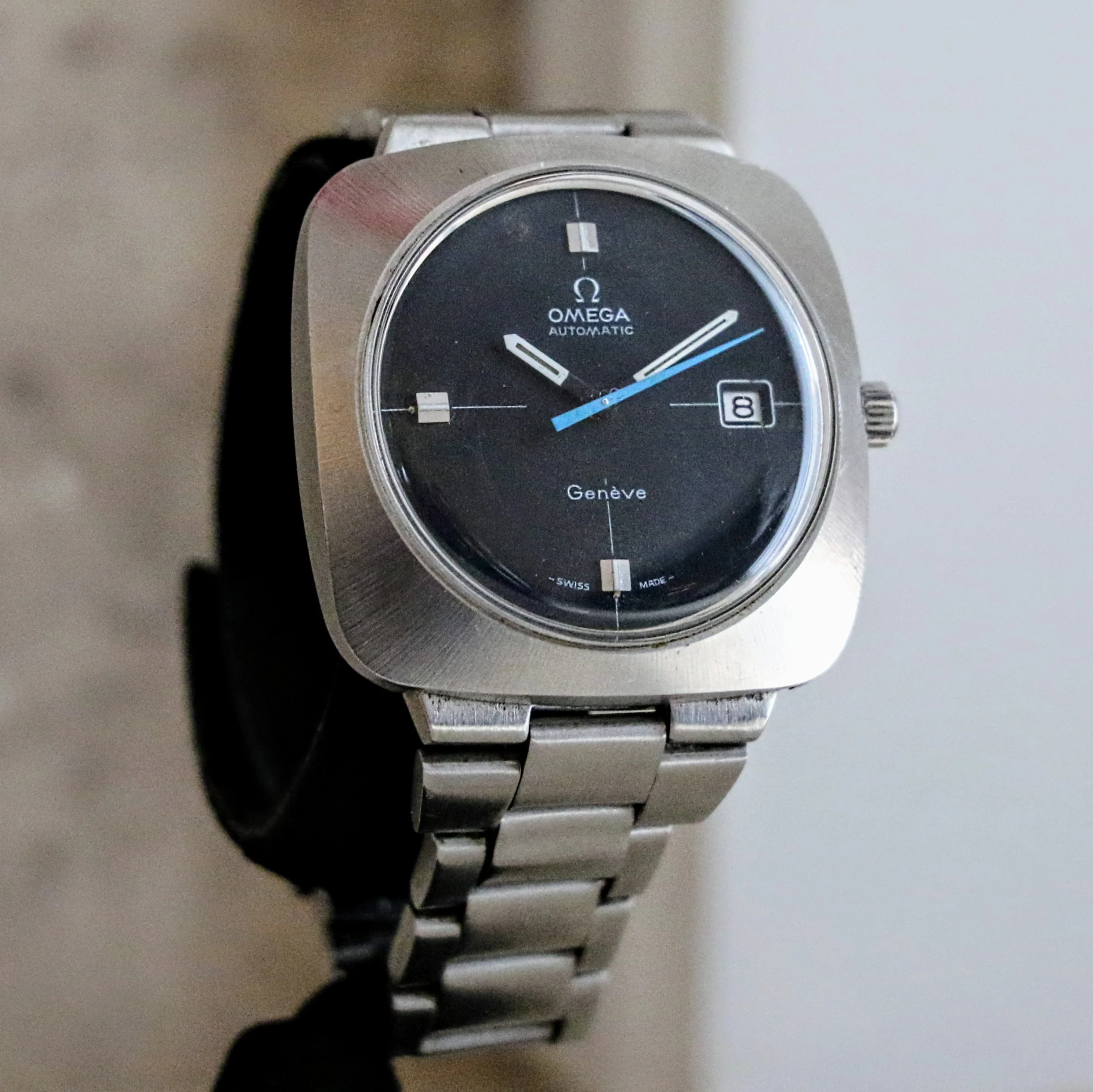 OMEGA Dynamic Geneve Automatic Watch Date & Blue Hand - Cushion 39mm Wristwatch - Image 3