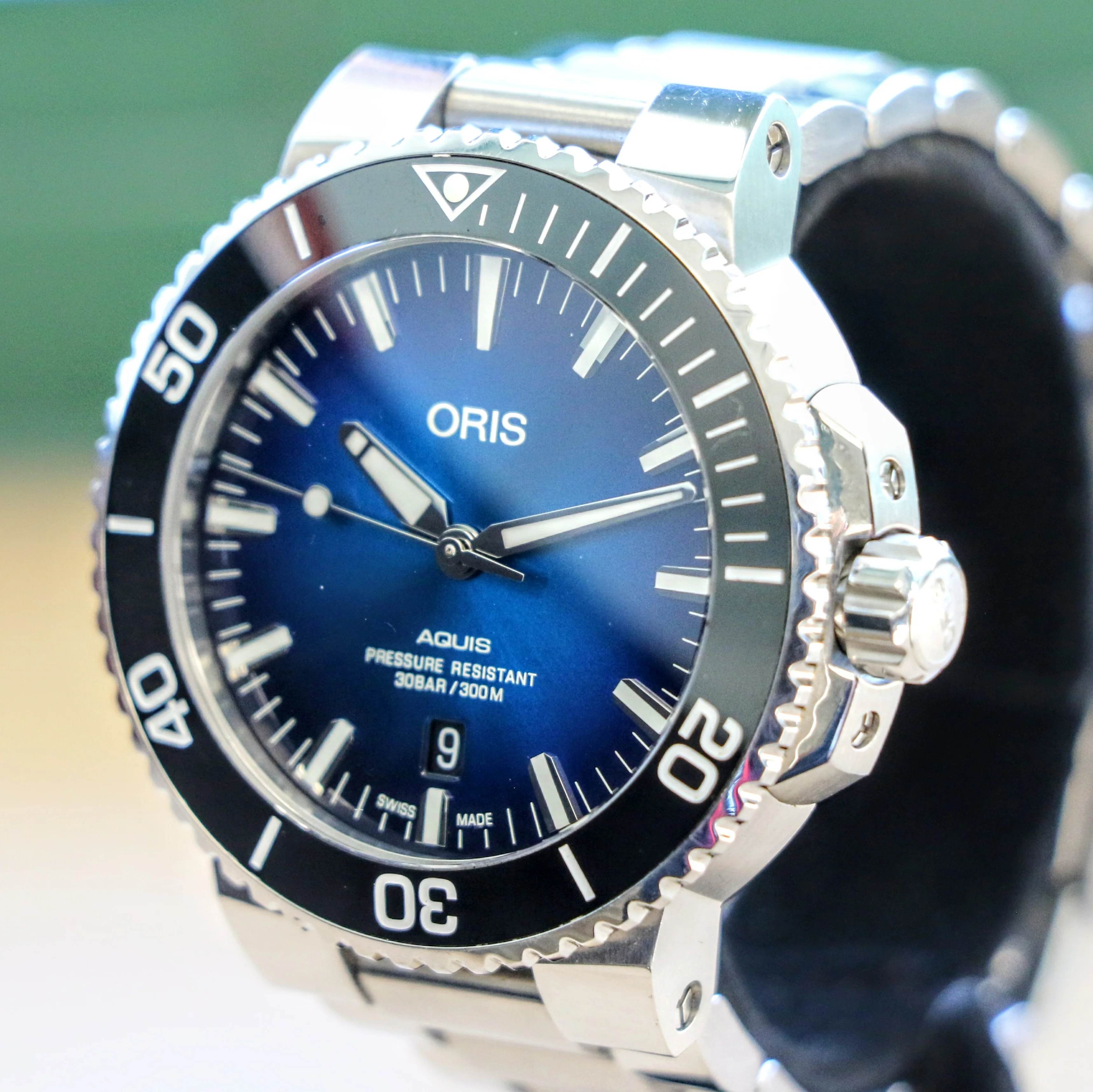 ORIS AQUIS Date Automatic Watch 7730 Dive Wristwatch Blue Dial Clipperton Limited Edition - Image 4