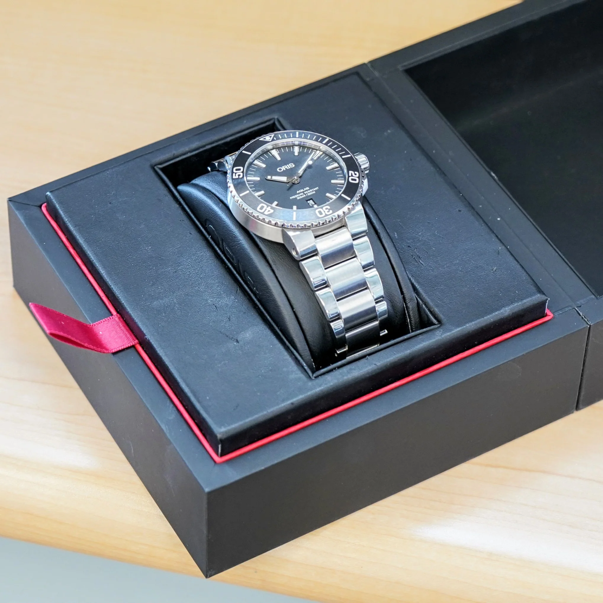 ORIS Aquis Date Watch 733 7730 Dive Automatic Wristwatch S.S. - ALL Original - Double Box & Papers - Image 14