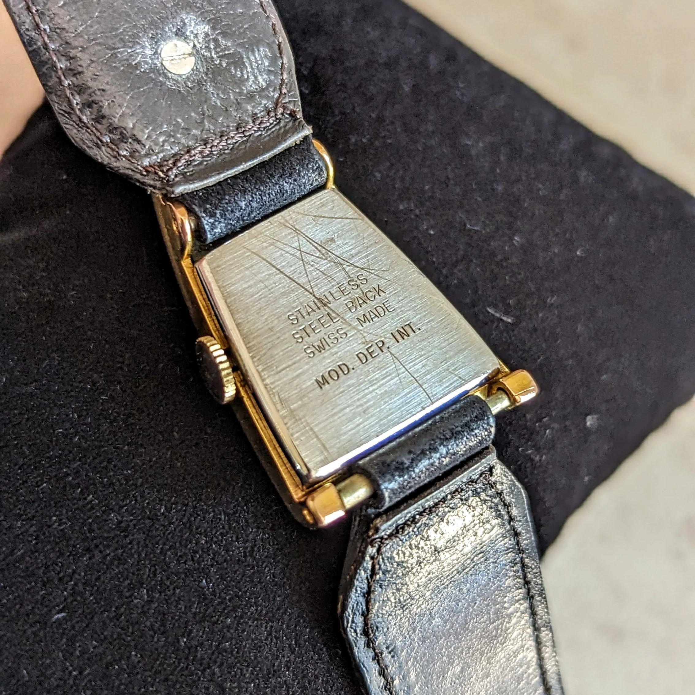 PIERRE DUVILLE “A Parabolic Watch” 17 Jewels Triangle Vintage Wristwatch - Image 10