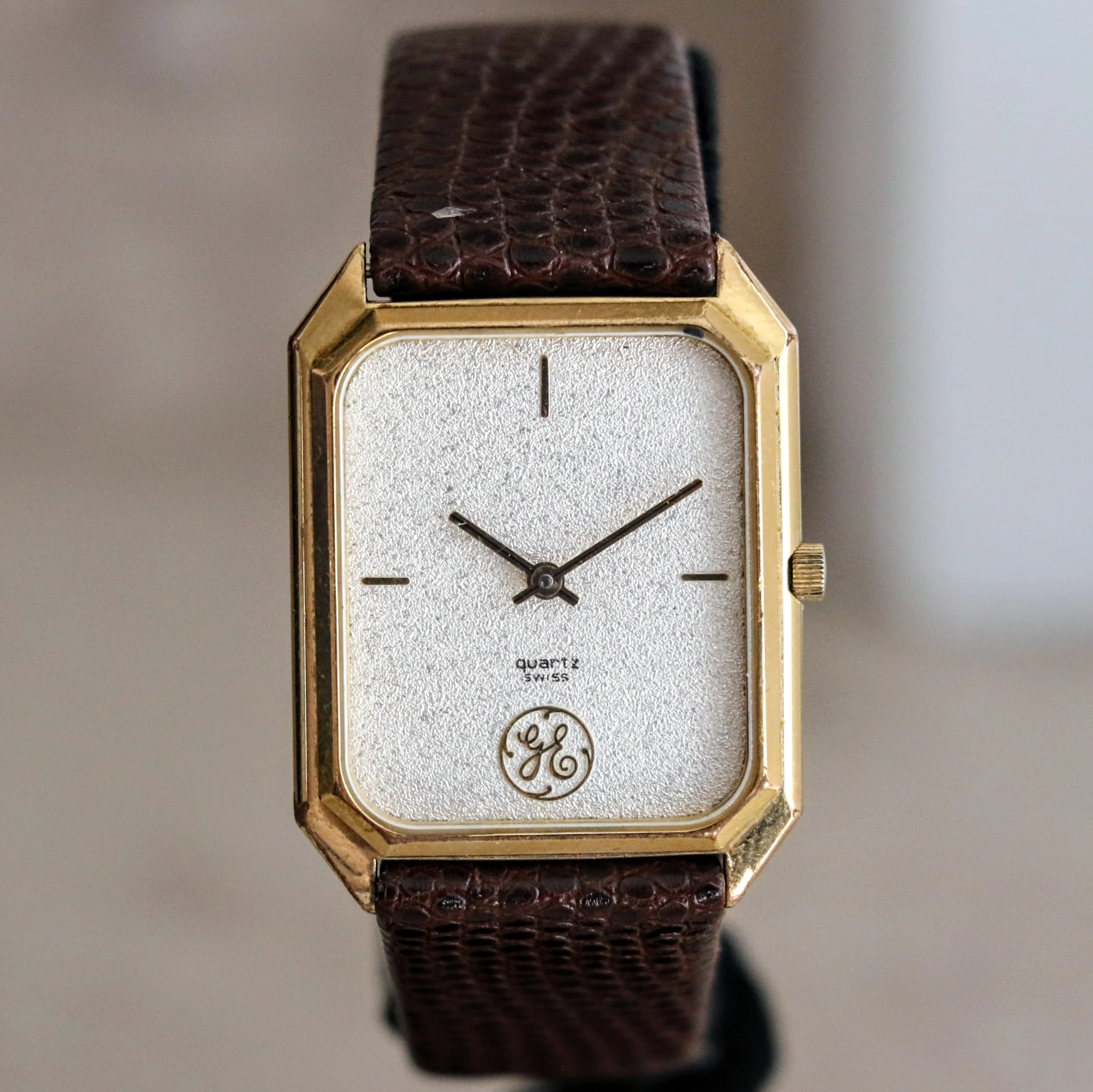 Private Label Watch GENERAL ELECTRIC Swiss Made Quartz Wristwatch ETA 256.031 - Image 4