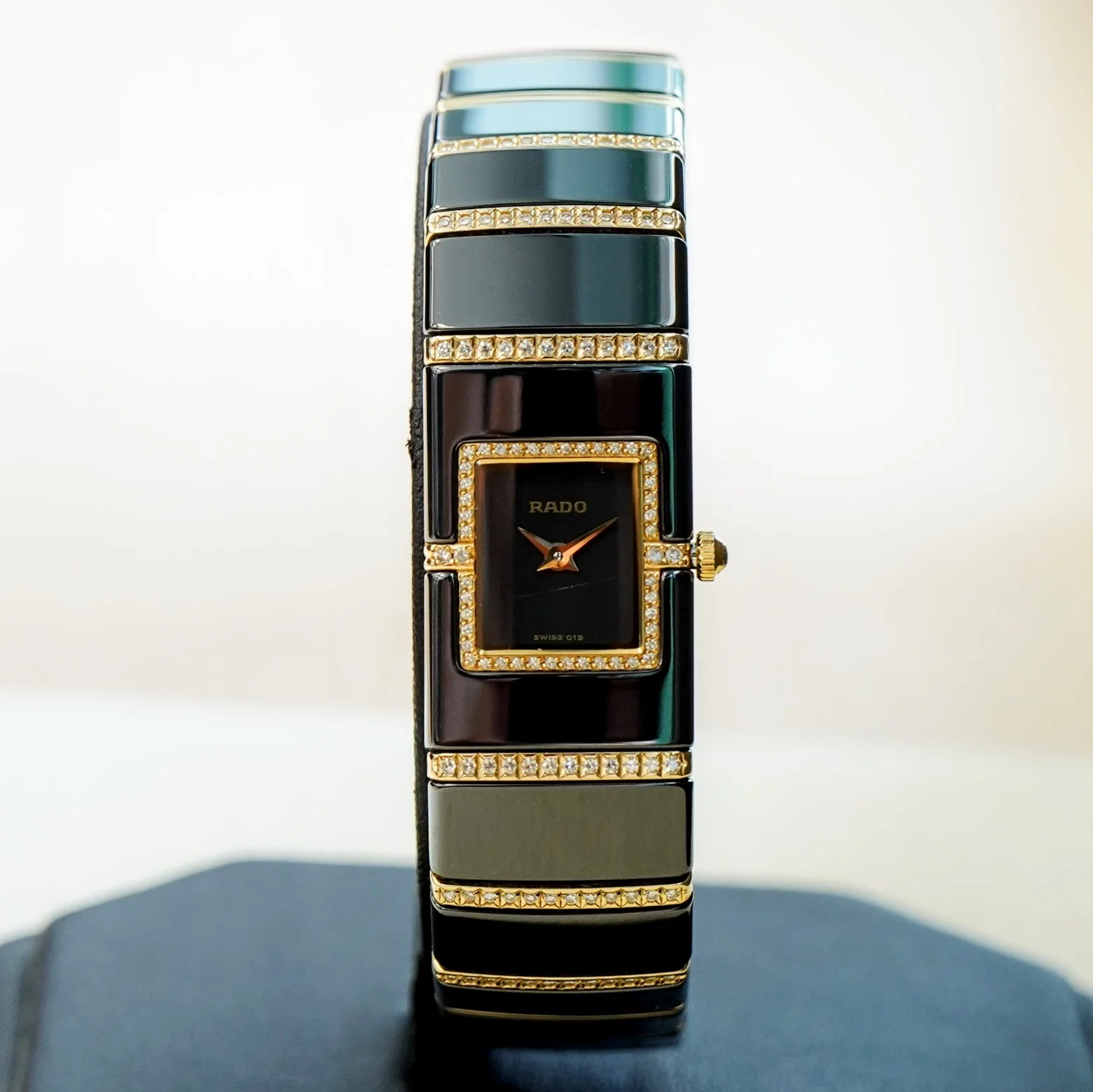 RADO Diastar Diaqueen Watch 18K Gold & Diamond Ceramic 963.0410.3 Wristwatch Swiss - Image 4
