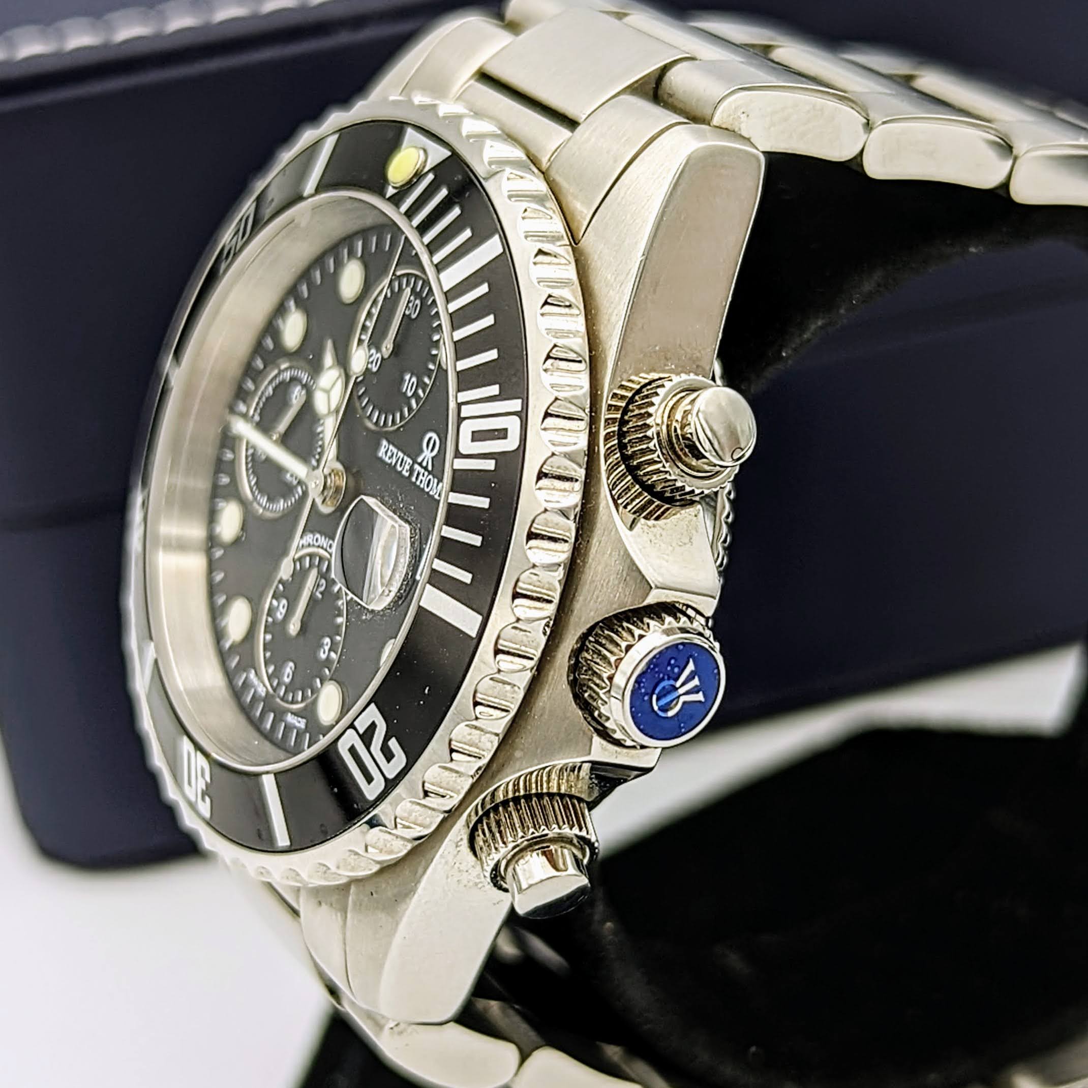 REVUE THOMMEN Diver Automatic Watch 17571.6137 Chronograph Wristwatch in BOX! - Image 4