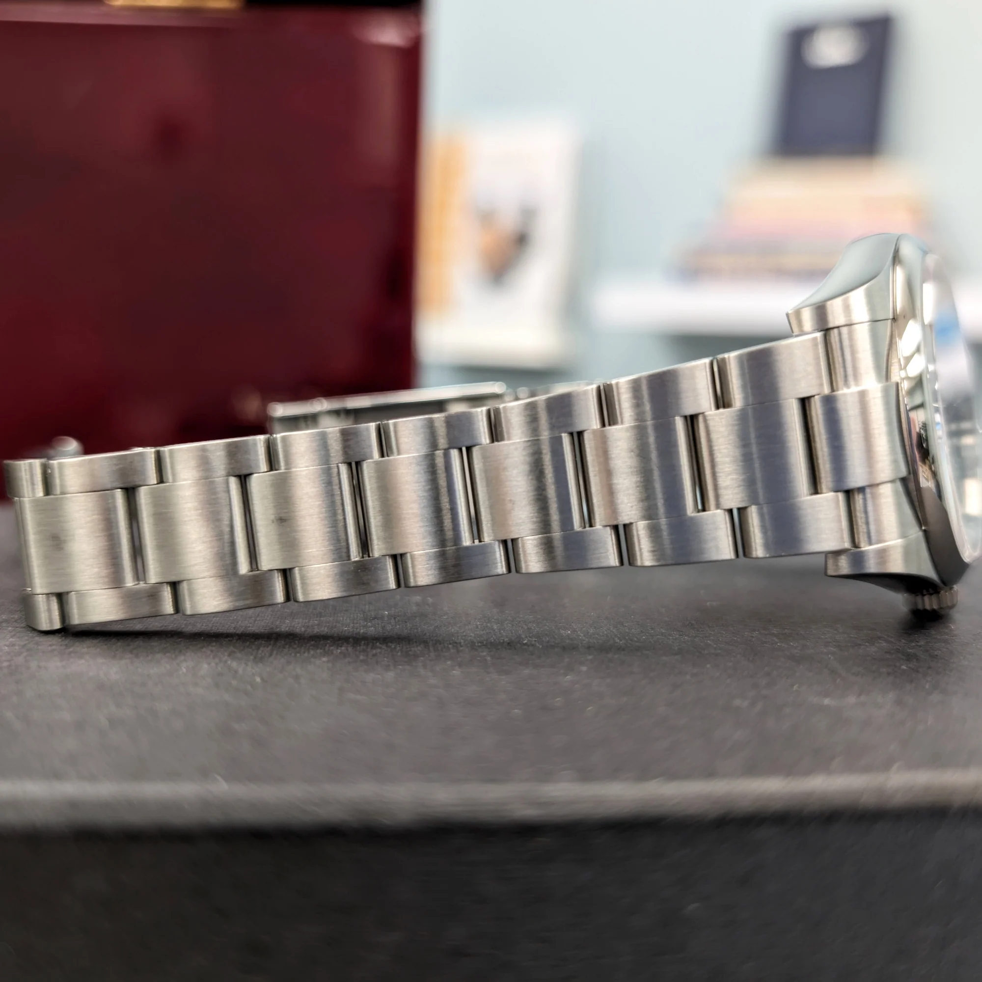 ROLEX Oyster Perpetual 39mm Ref. 114300 Blue Dial Superlative Chronometer Officially Certified Watch - Image 31