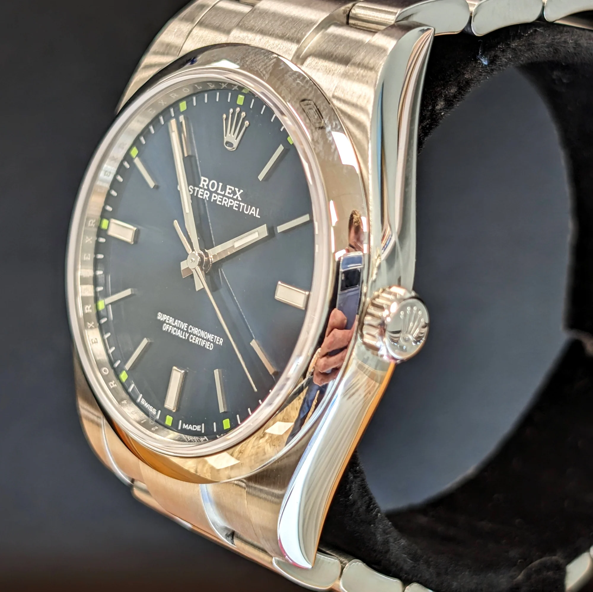 ROLEX Oyster Perpetual 39mm Ref. 114300 Blue Dial Superlative Chronometer Officially Certified Watch - Image 6