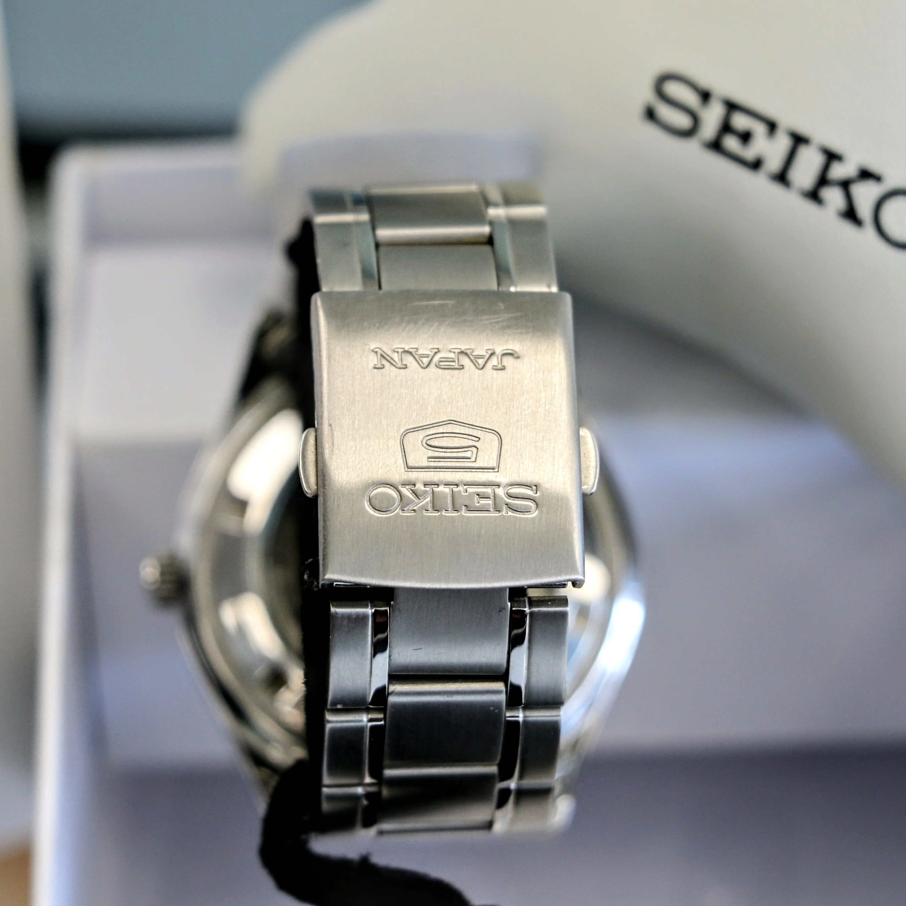 SEIKO 5 Automatic Watch Black Arabic Dial Wristwatch Ref. SNKP21J1 Box & Papers! - Image 9