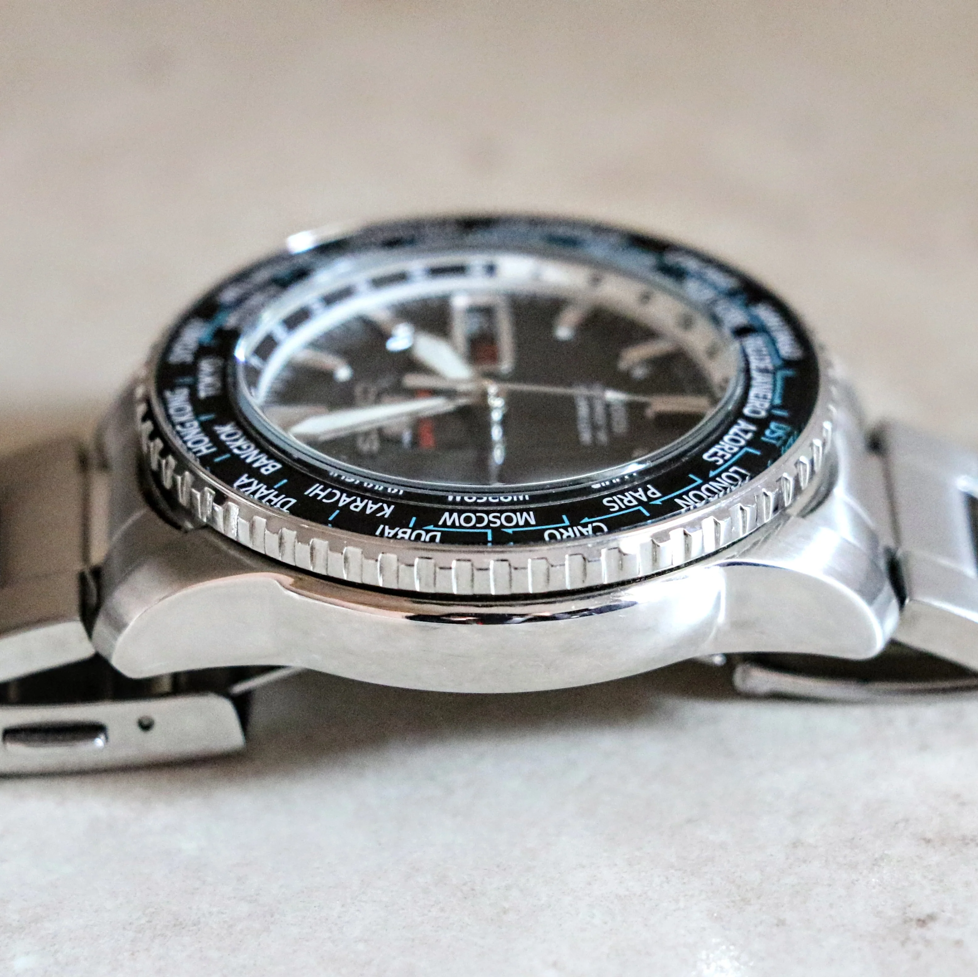 SEIKO 5 Sports Automatic Worldtimer Watch 24 Jewels Ref. 4R36-00G0 Display Back Watch - Image 9