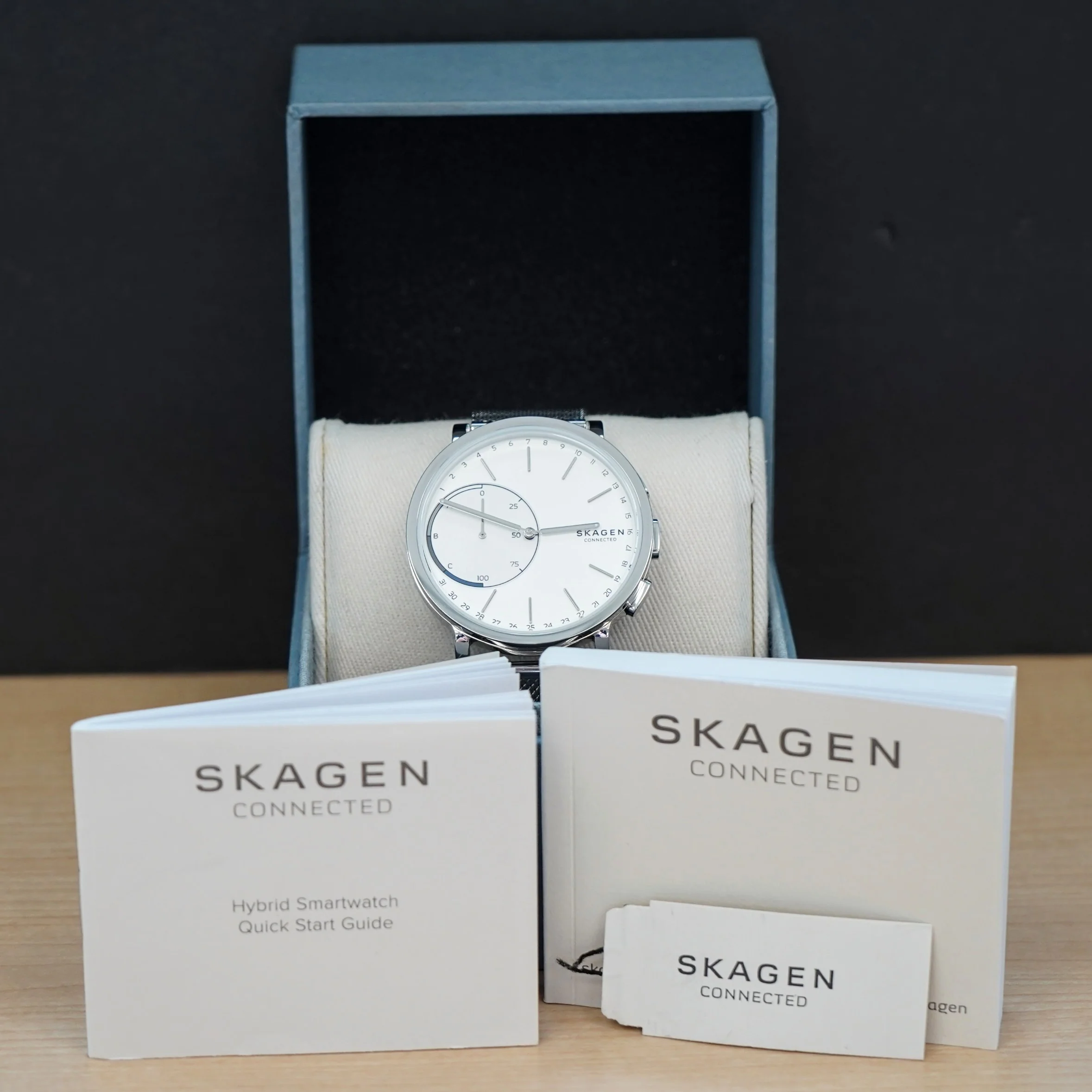 SKAGEN Connected Hagen Hybrid Smartwatch SKT1100 Model NDW2G Wristwatch - Box & Papers - Image 12