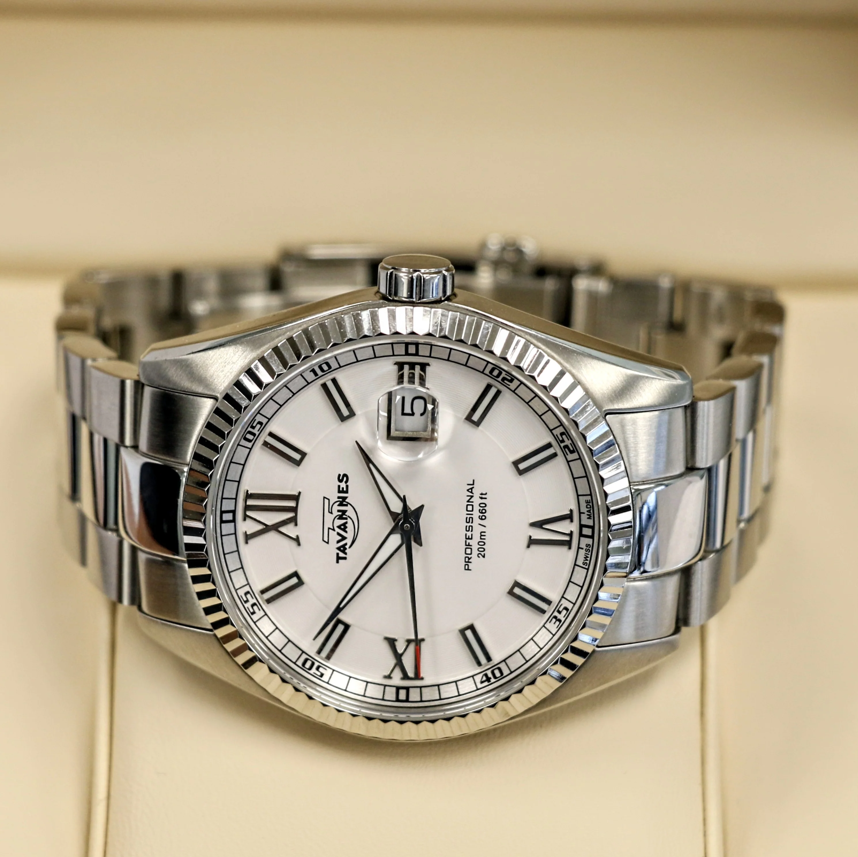 Tavannes Professional 200m/660ft Date Indicator - Q09.110/STS01 - Full Kit: Double Box, Papers, Extra Links - Image 9