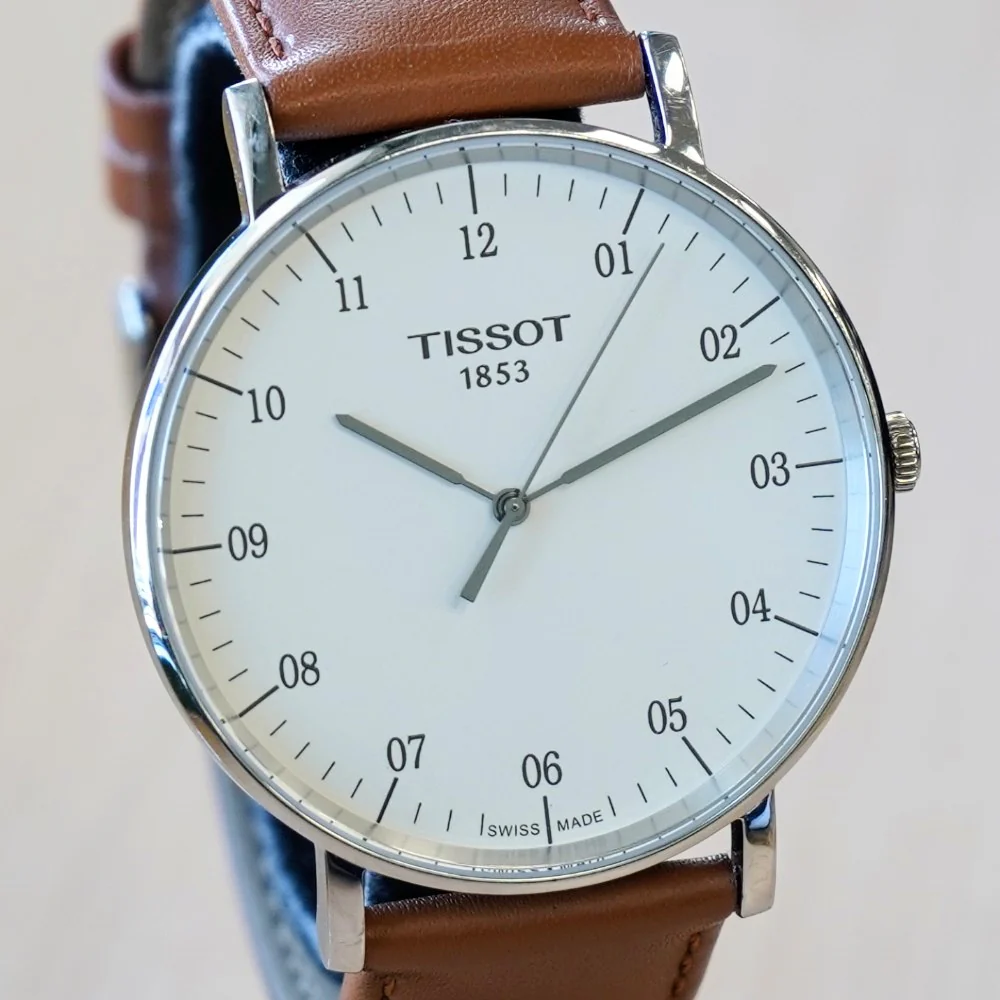 TISSOT T-Classic Everytime Watch 42mm T109610A Silver Dial Wristwatch ALL Original in Box! - Image 4