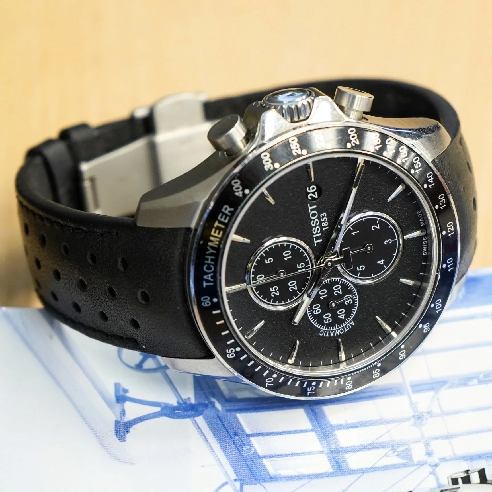 TISSOT V8 Automatic Chronograph Watch T106427A 45mm S.S. Wristwatch IN BOX! - Image 11